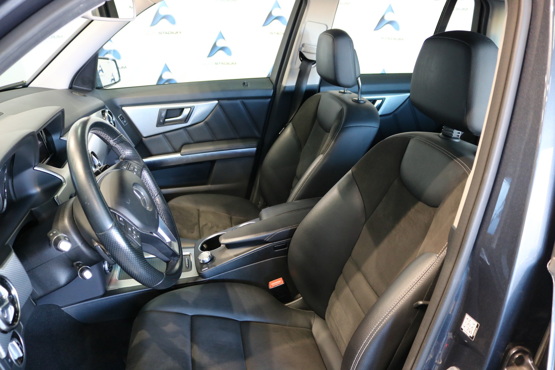 MERCEDES-BENZ GLK 250 BlueTEC 4Matic 7G-Tronic-showroom-element-3