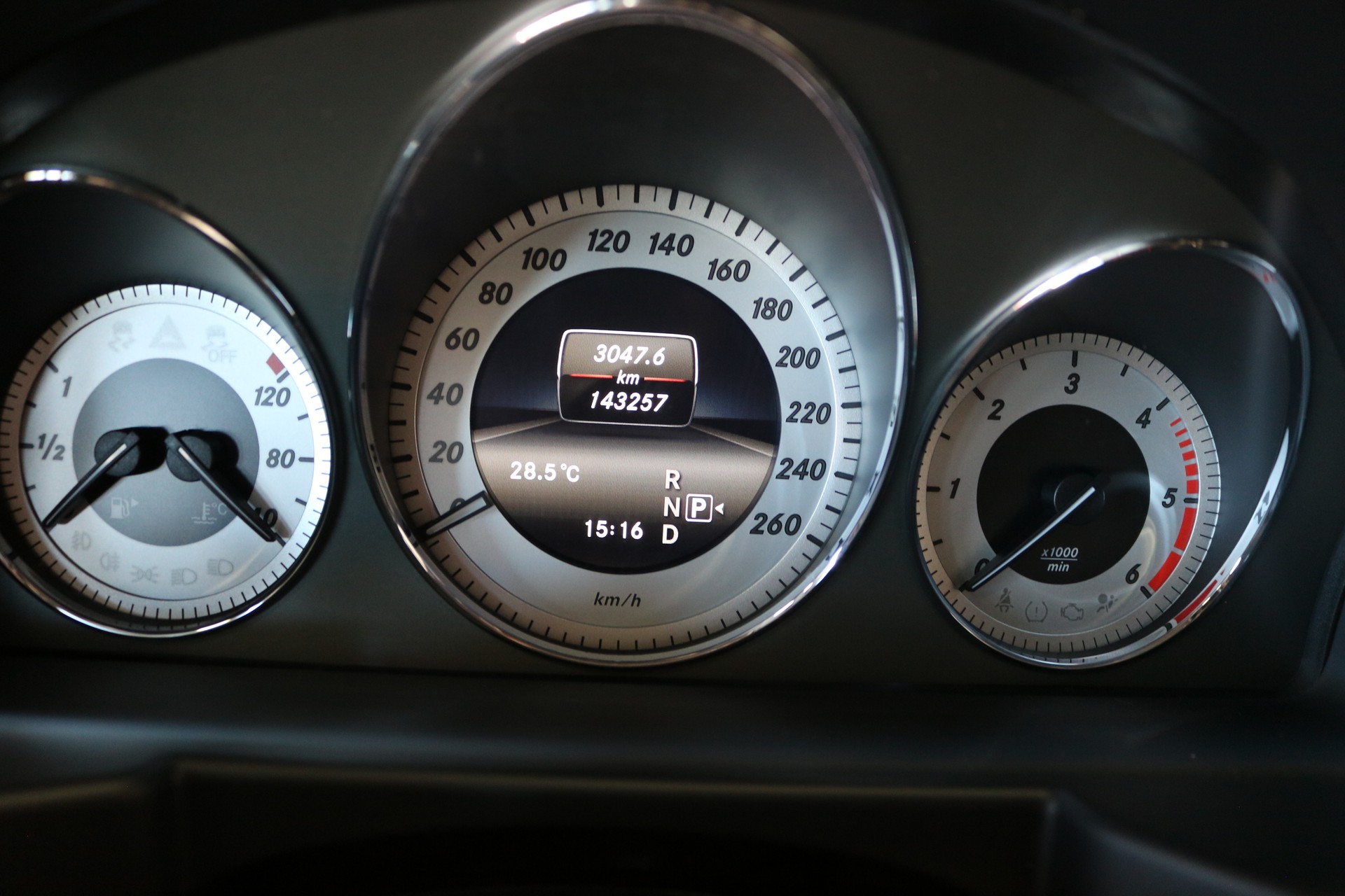 MERCEDES-BENZ GLK 250 BlueTEC 4Matic 7G-Tronic-image-34