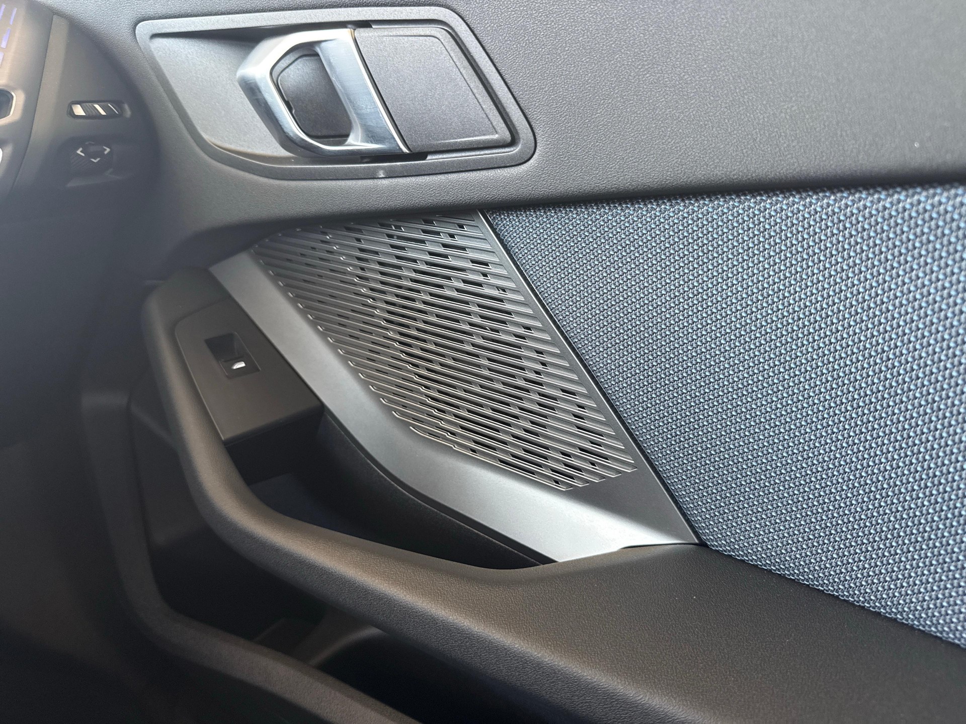 BMW 116-image-12