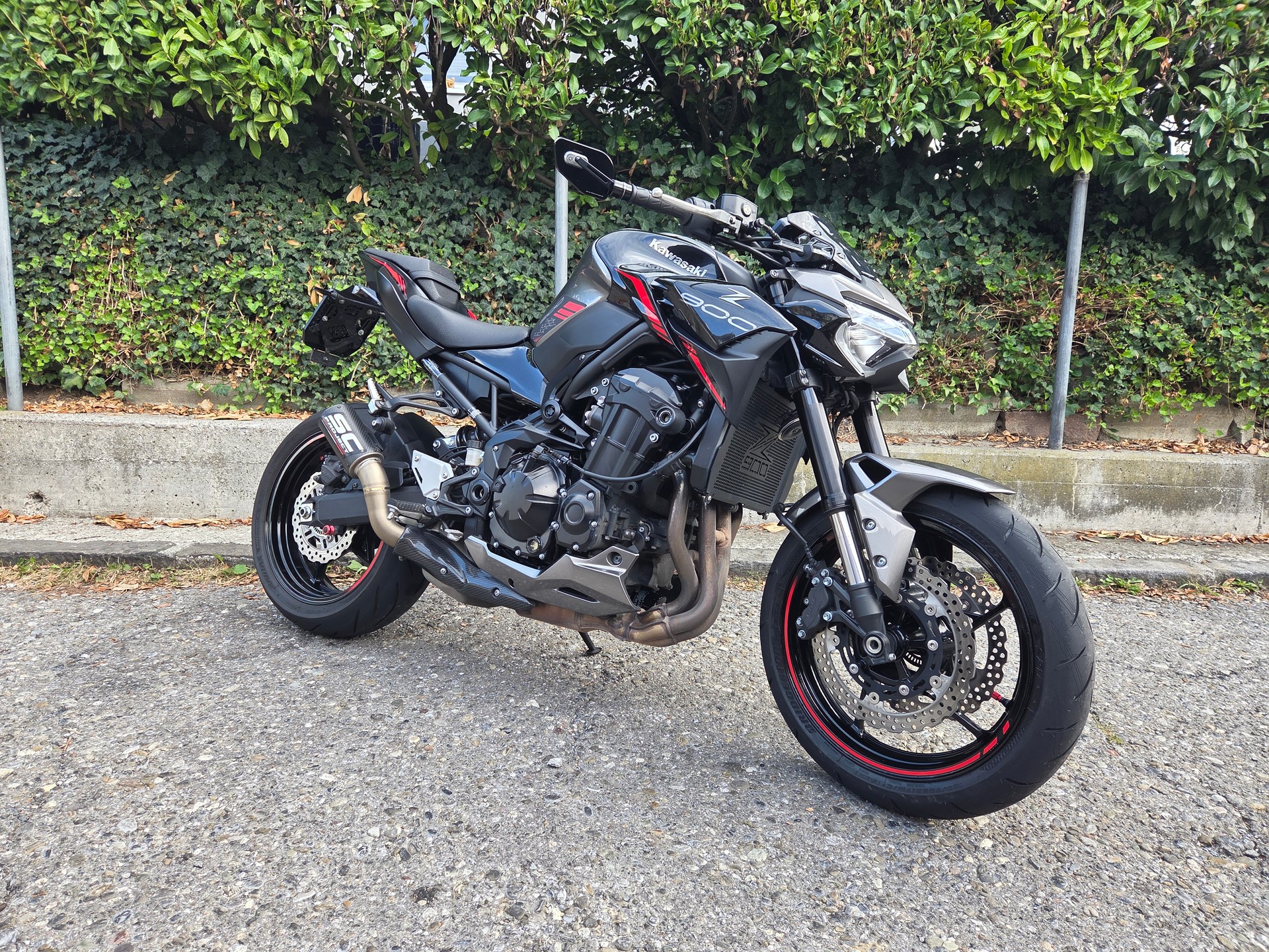 KAWASAKI Z 900-showroom-element-2