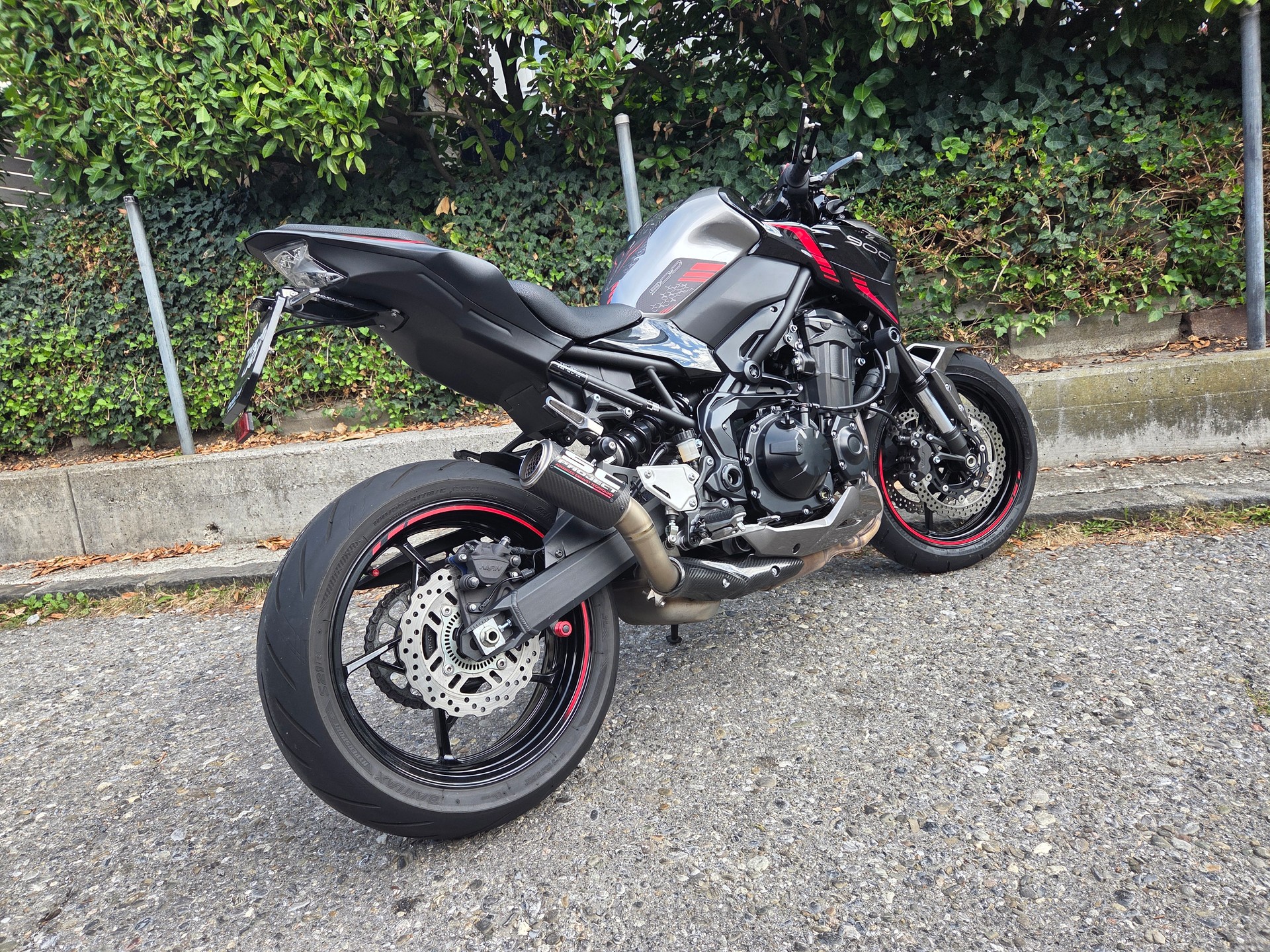 KAWASAKI Z 900-showroom-element-3