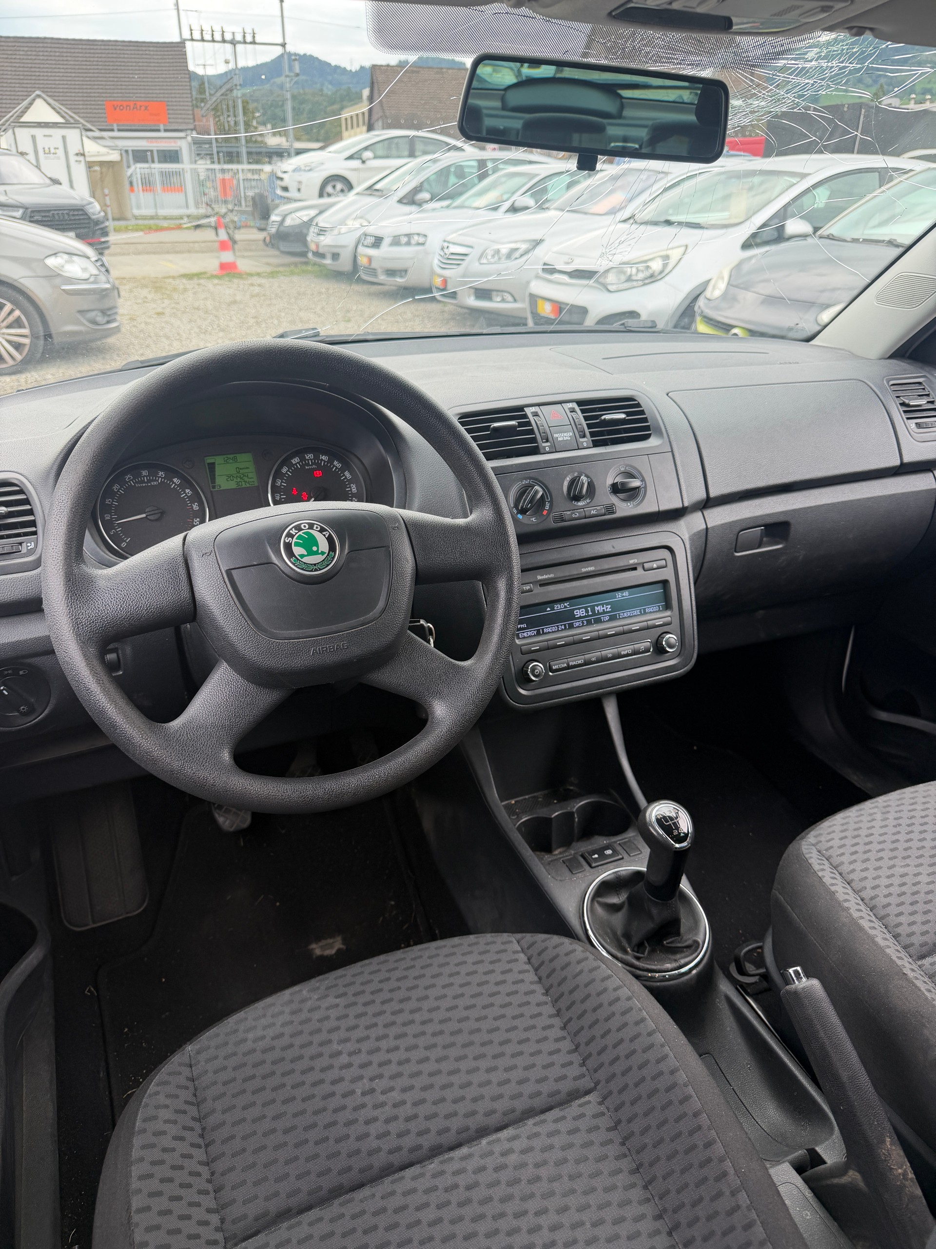 SKODA Fabia 1.6 TDI Ambiente-image-9
