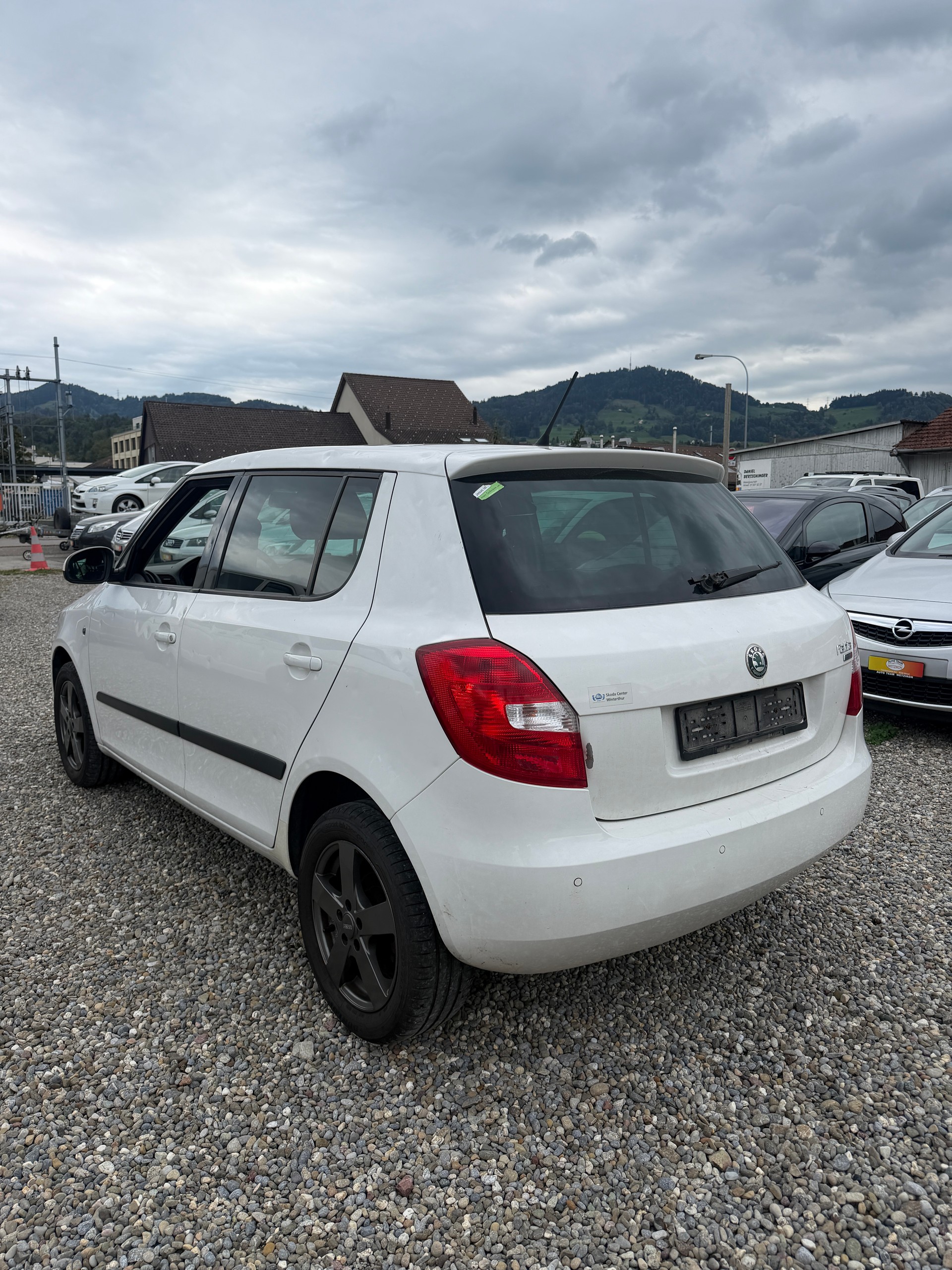 SKODA Fabia 1.6 TDI Ambiente-image-6