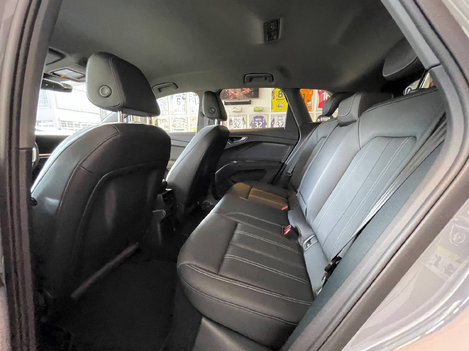 AUDI Q4 e-tron 35-image-16