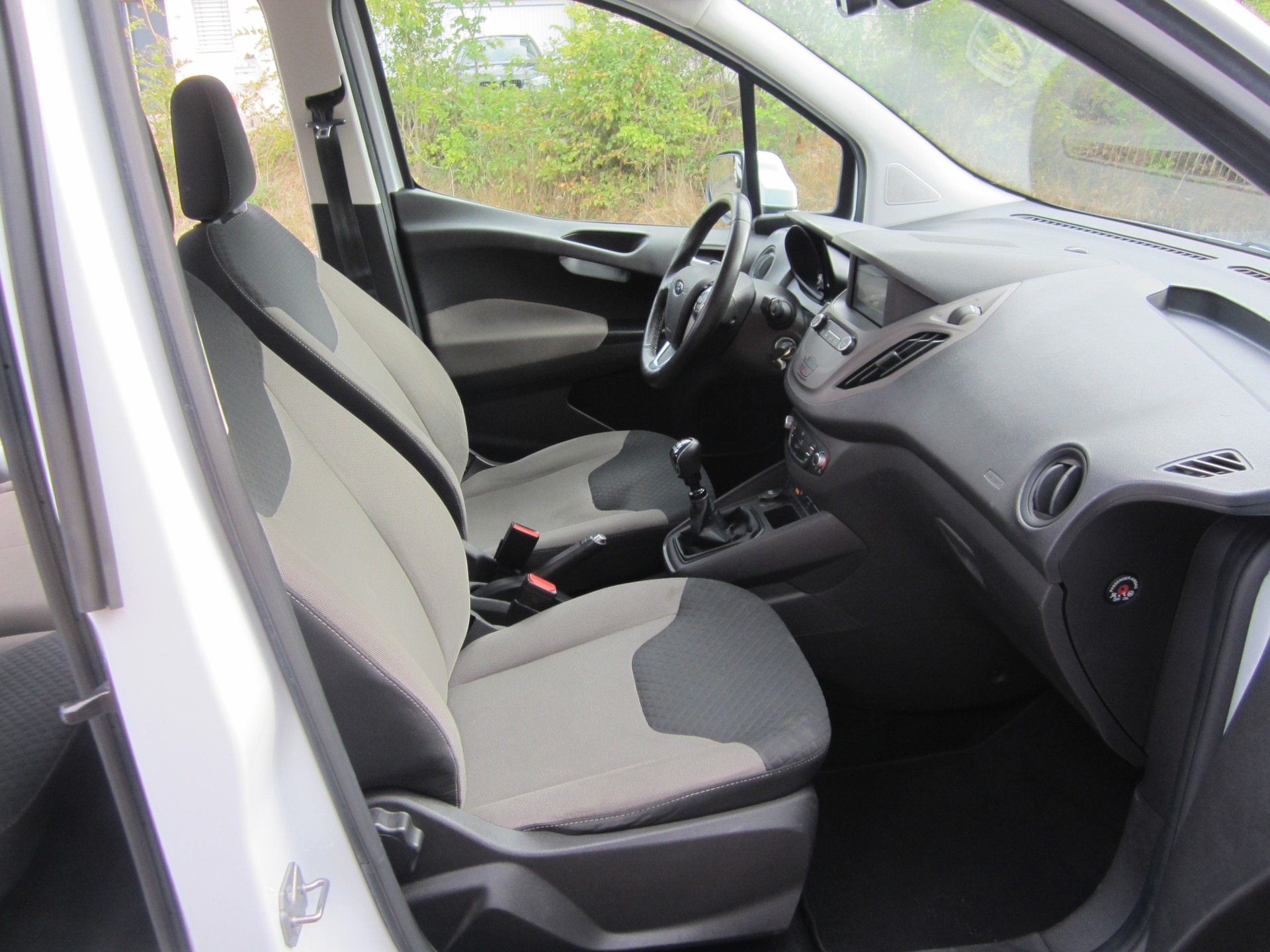 FORD Transit Courier Combi 1.5 TDCi Trend-image-7