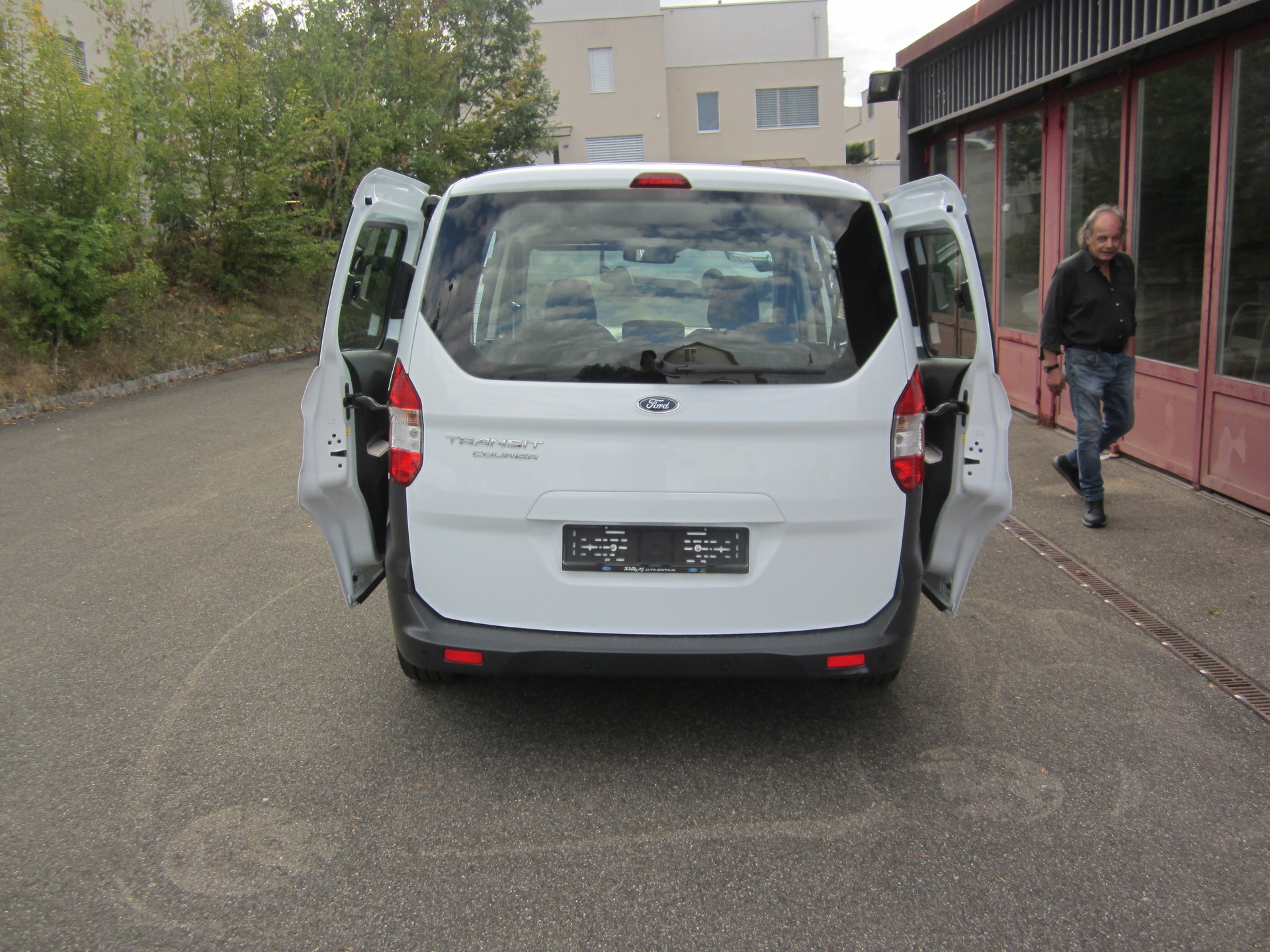 FORD Transit Courier Combi 1.5 TDCi Trend-image-2