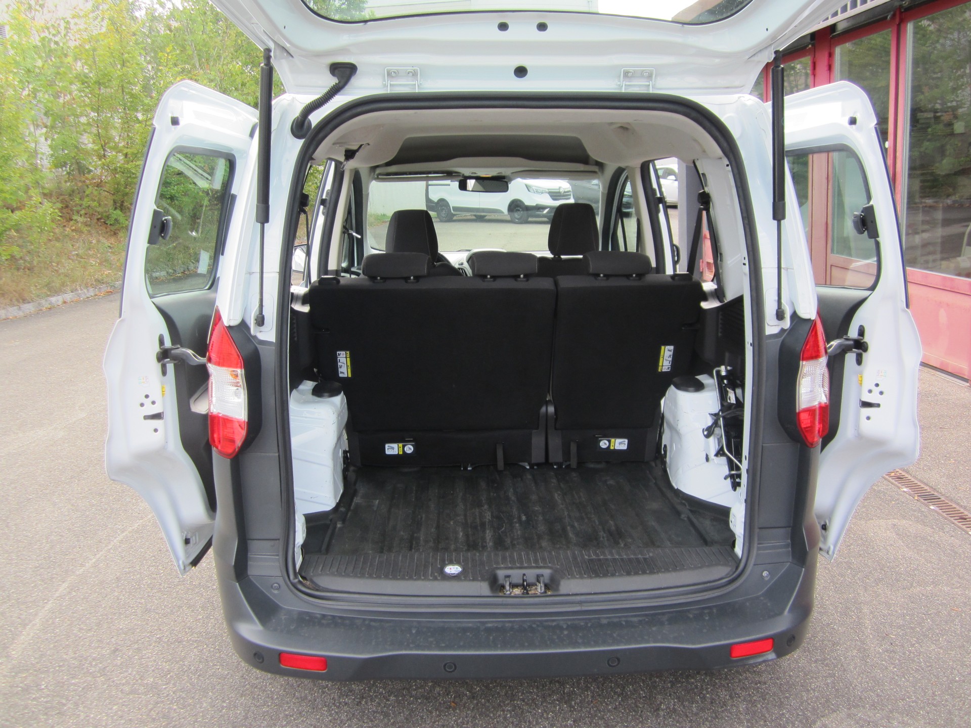 FORD Transit Courier Combi 1.5 TDCi Trend-image-4