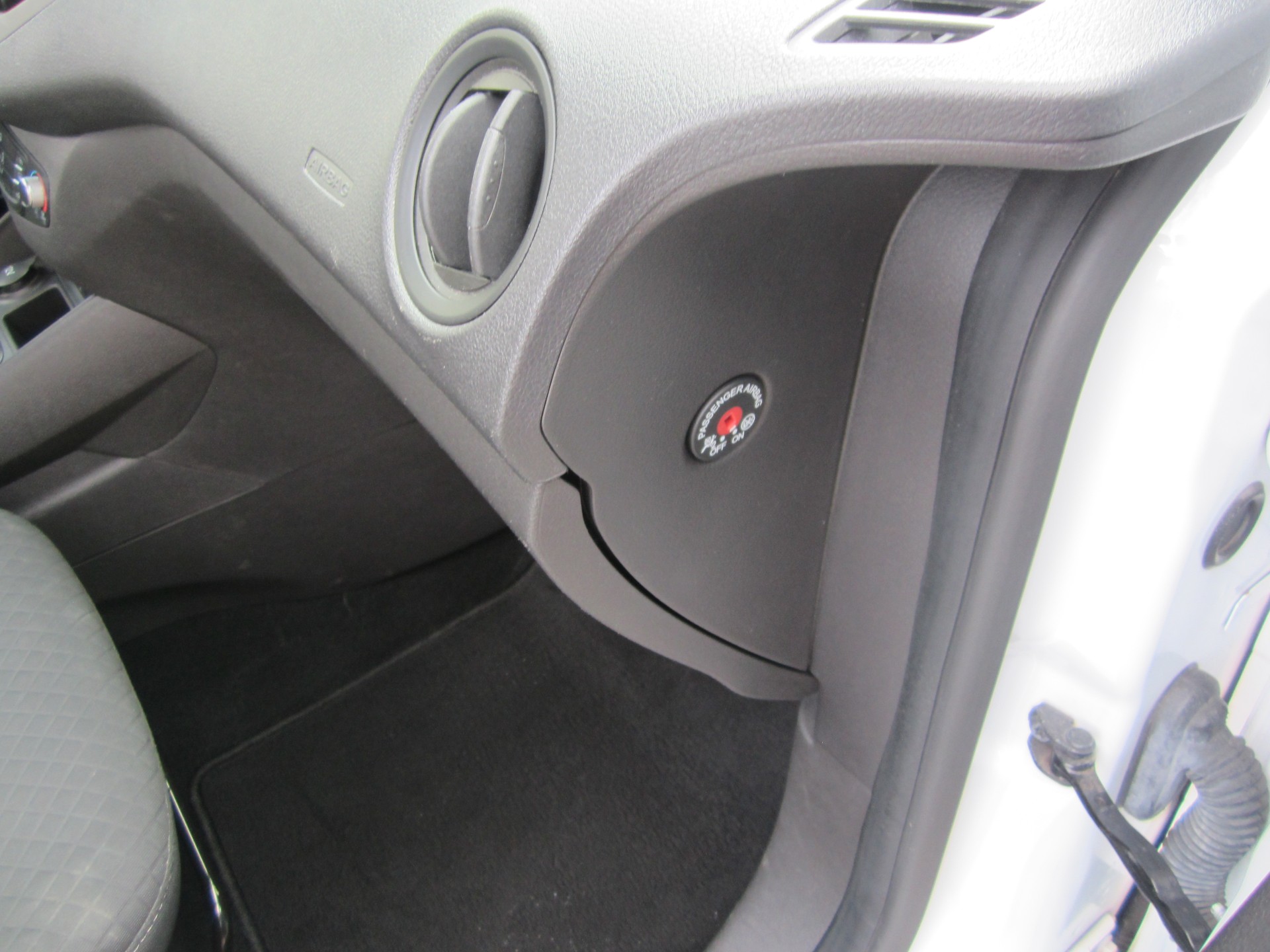 FORD Transit Courier Combi 1.5 TDCi Trend-image-8