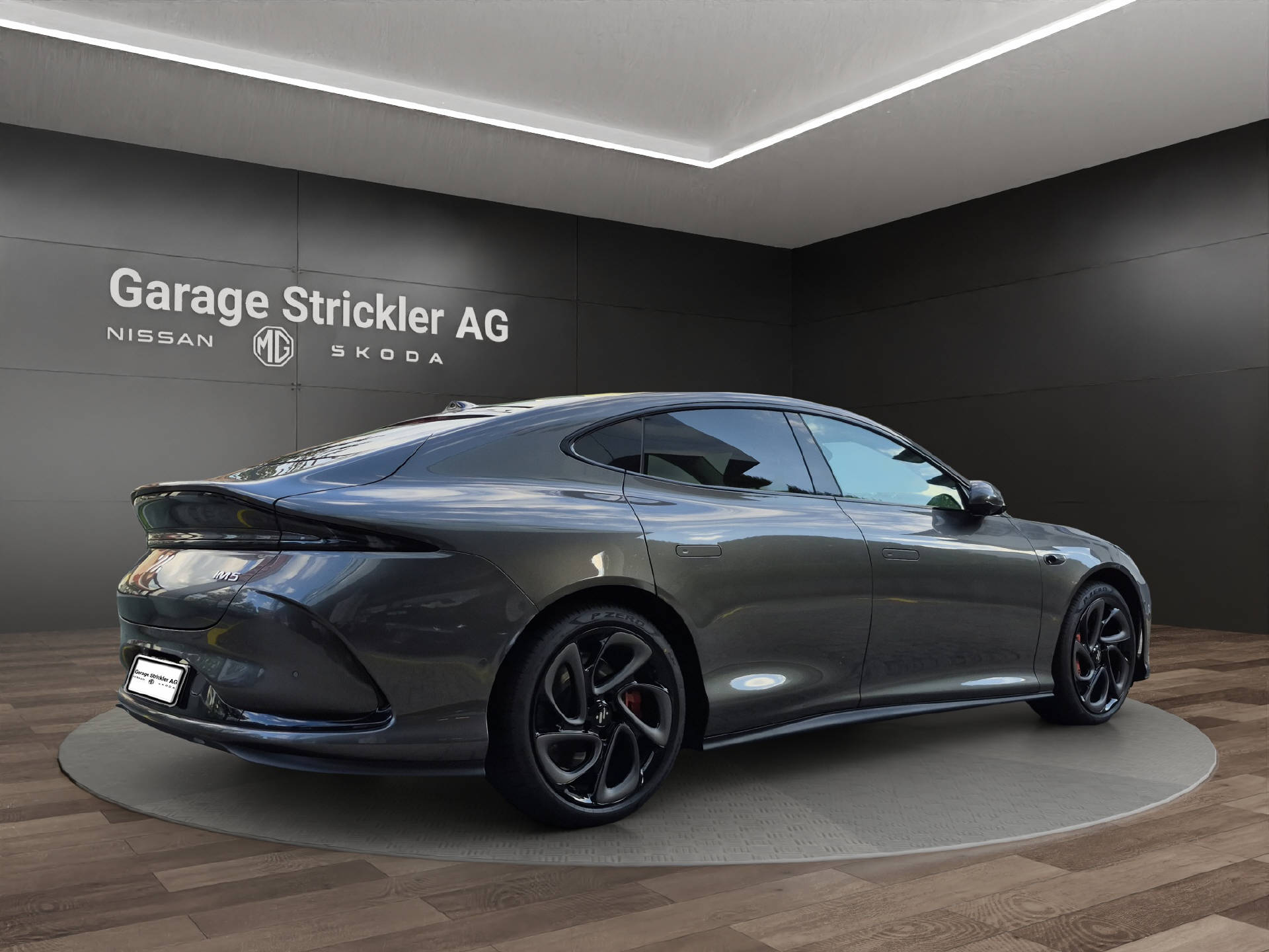 MG IM5 100 kWh Performance 20" 4WD-image-4