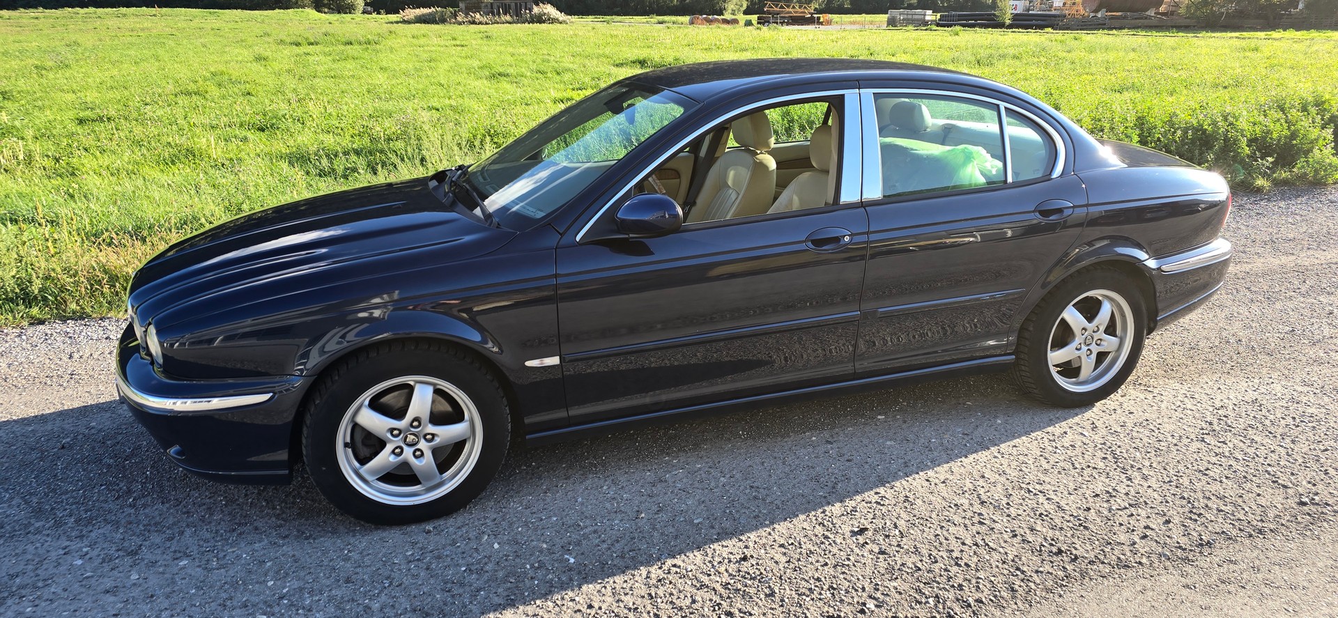 JAGUAR X-Type 3.0 V6 Traction4 Executive-image-2