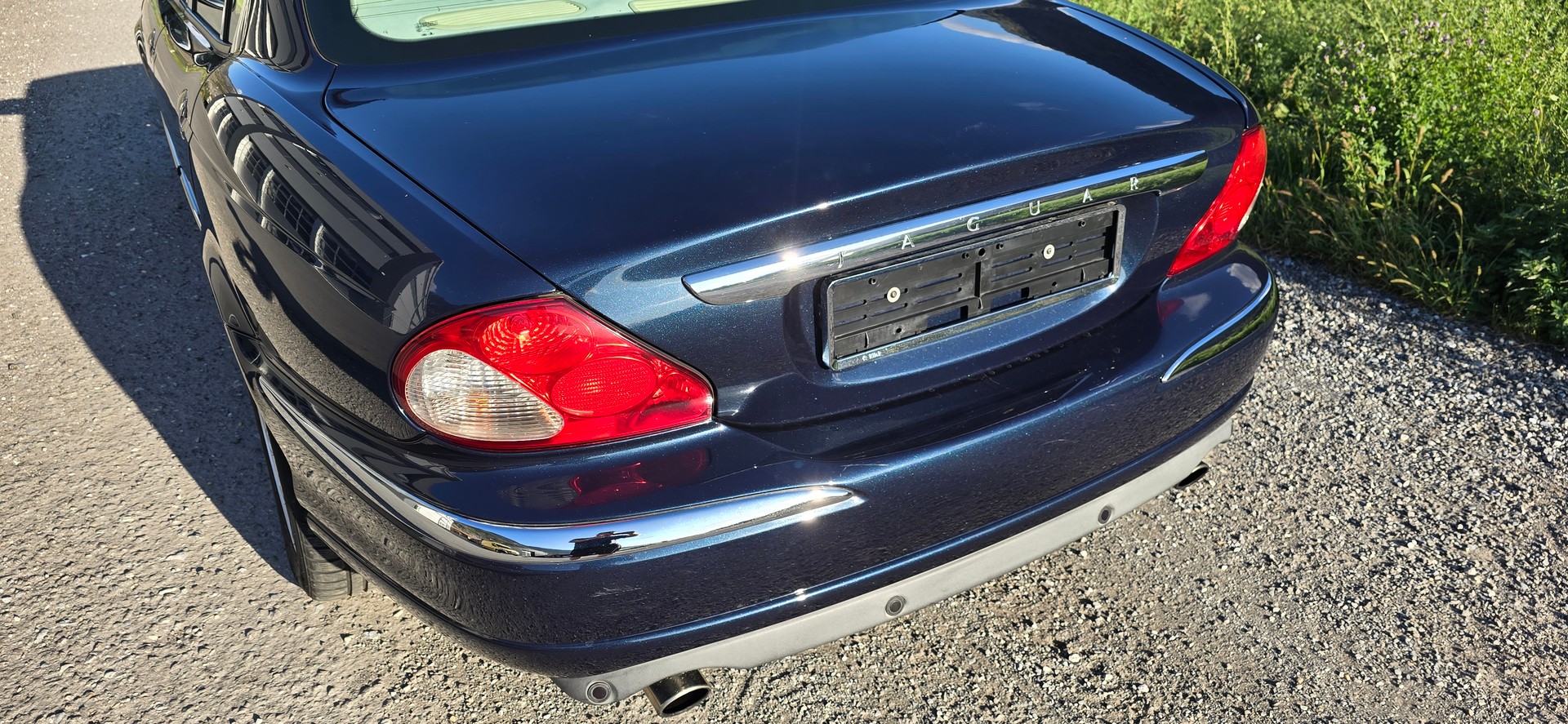 JAGUAR X-Type 3.0 V6 Traction4 Executive-image-9