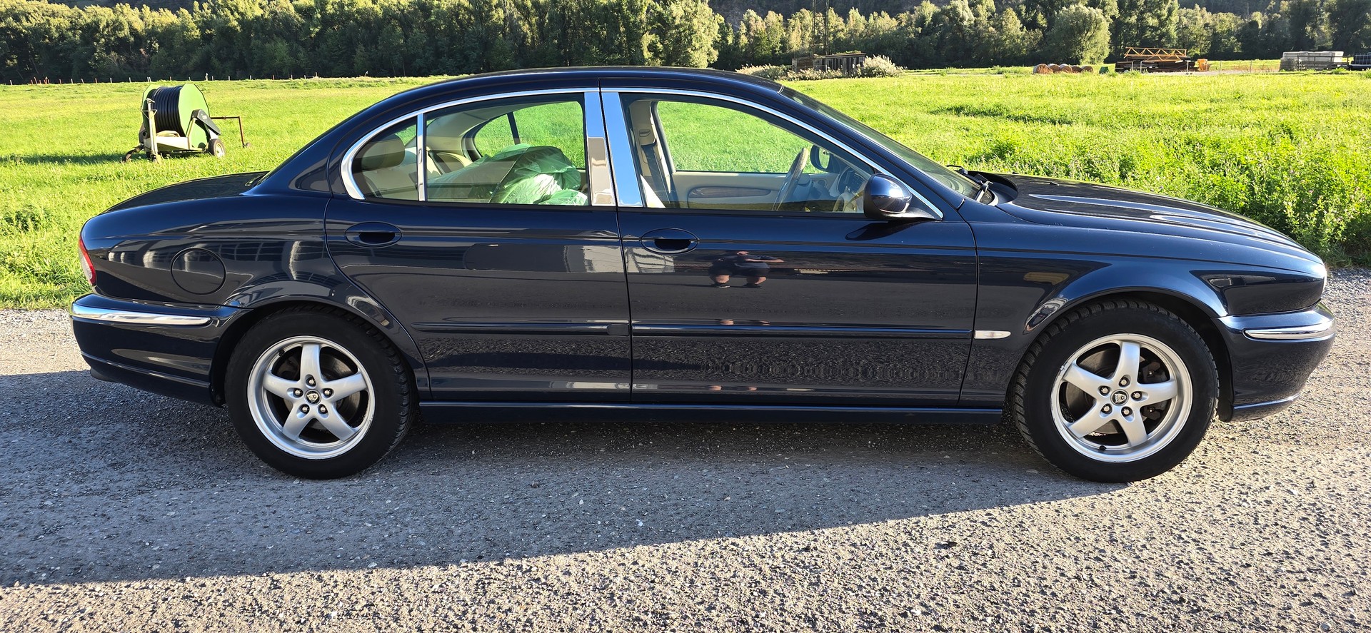 JAGUAR X-Type 3.0 V6 Traction4 Executive-image-4