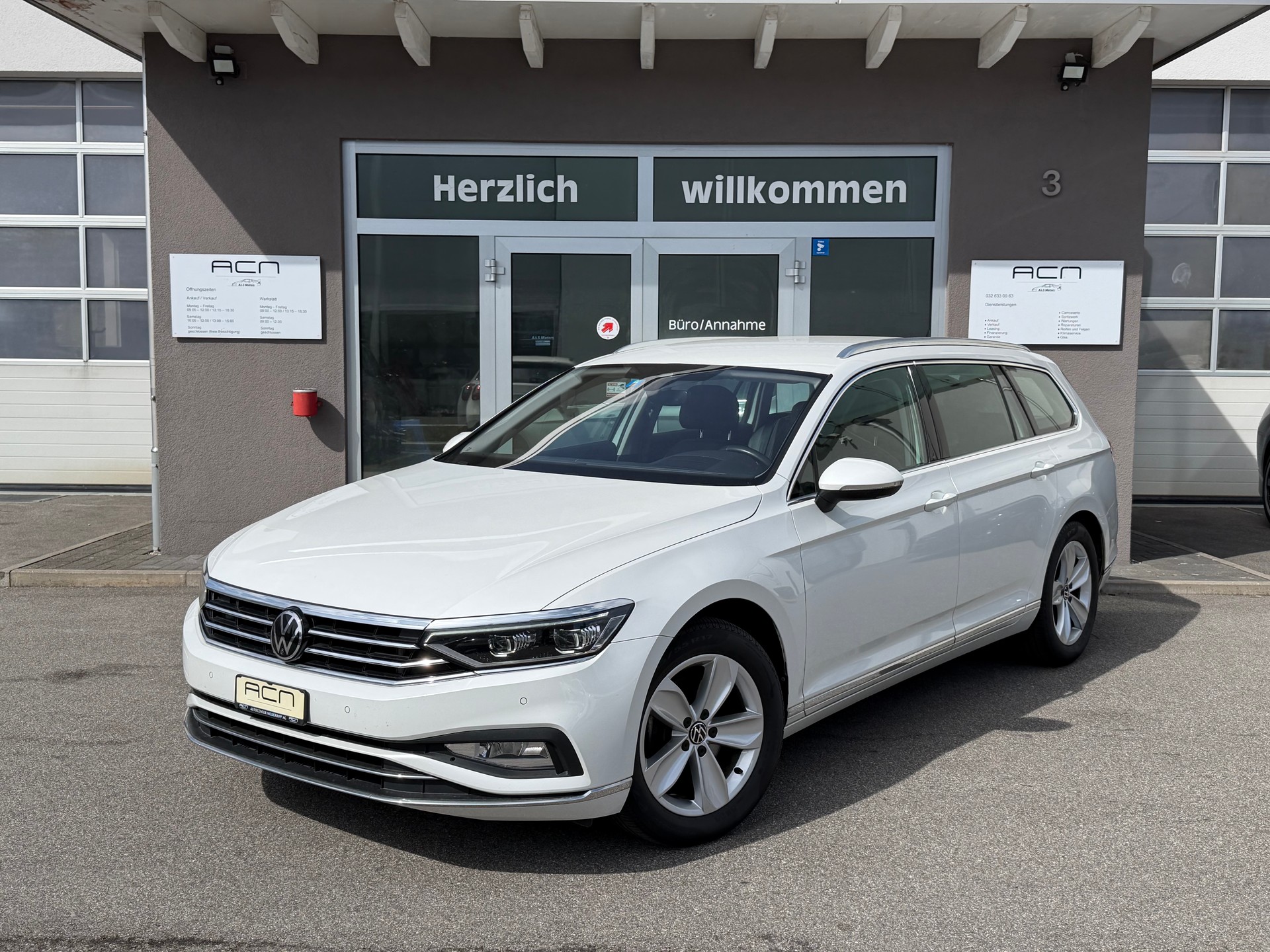 VW Passat Variant 2.0 TSI Elegance DSG-image-0