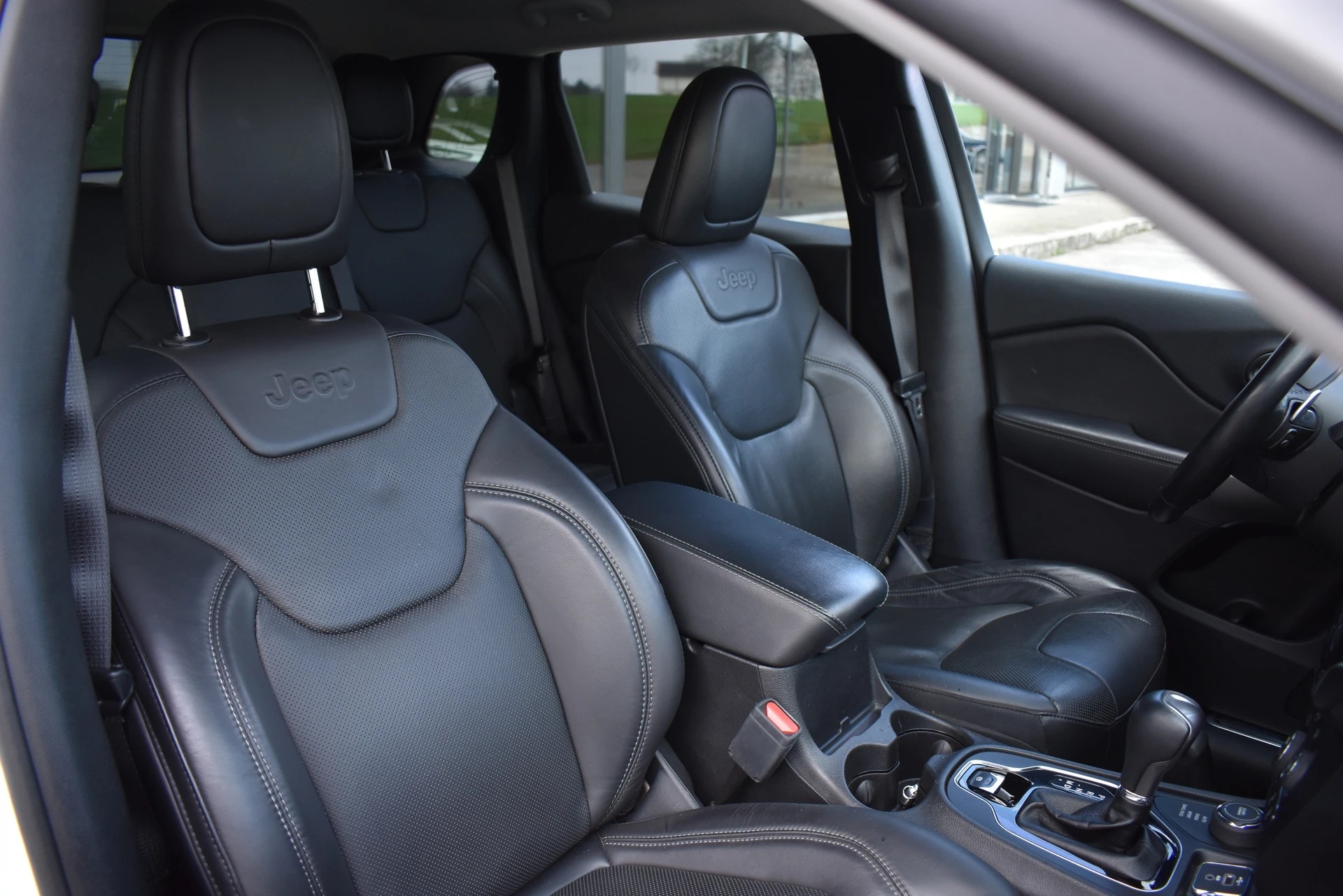 JEEP Cherokee 2.0 Limited AWD Drive I 9ATX mit Anhängerkupplung-image-9