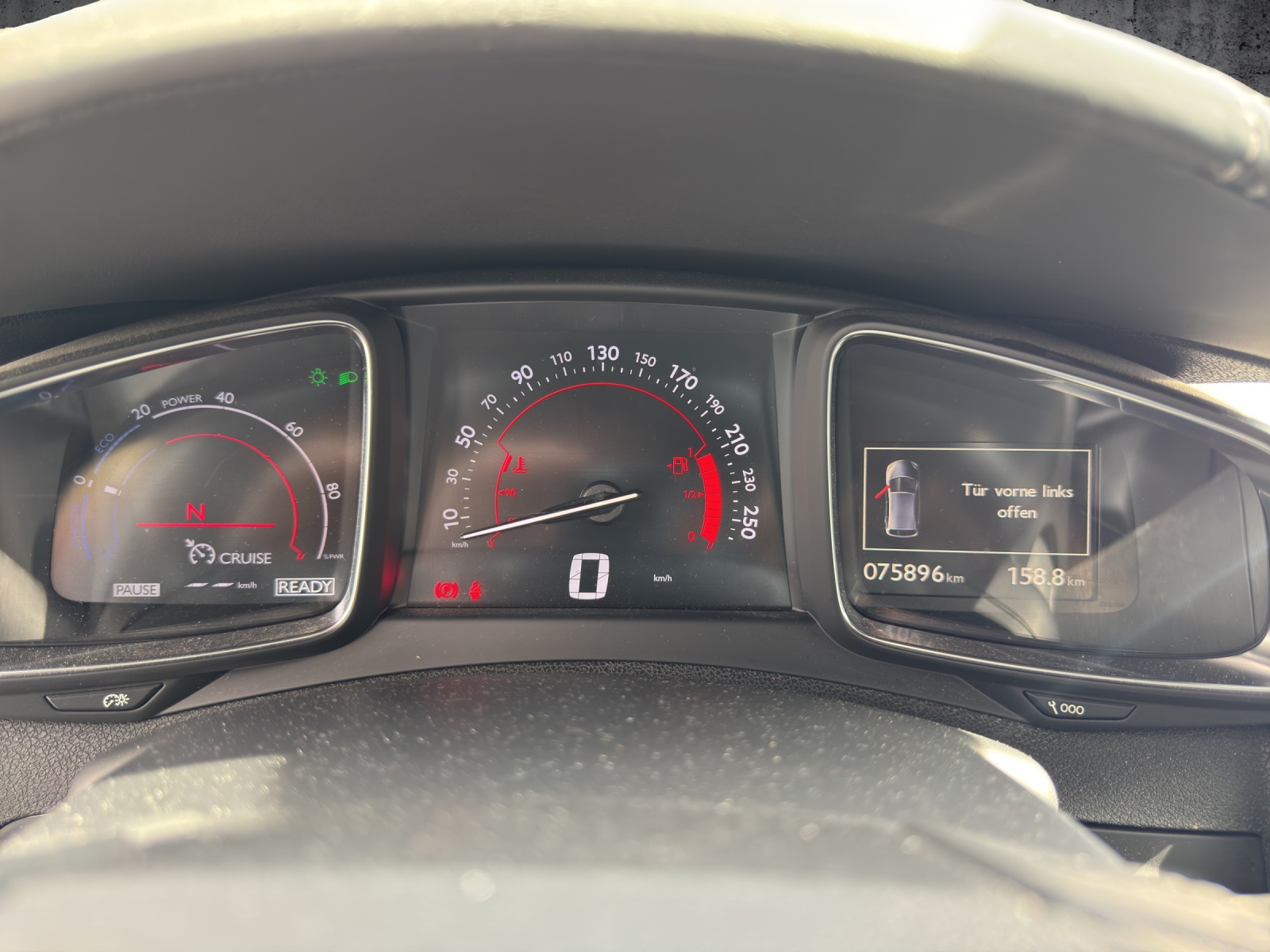DS AUTOMOBILES DS5 HYbrid4 200 Sport Chic EGS6-image-10