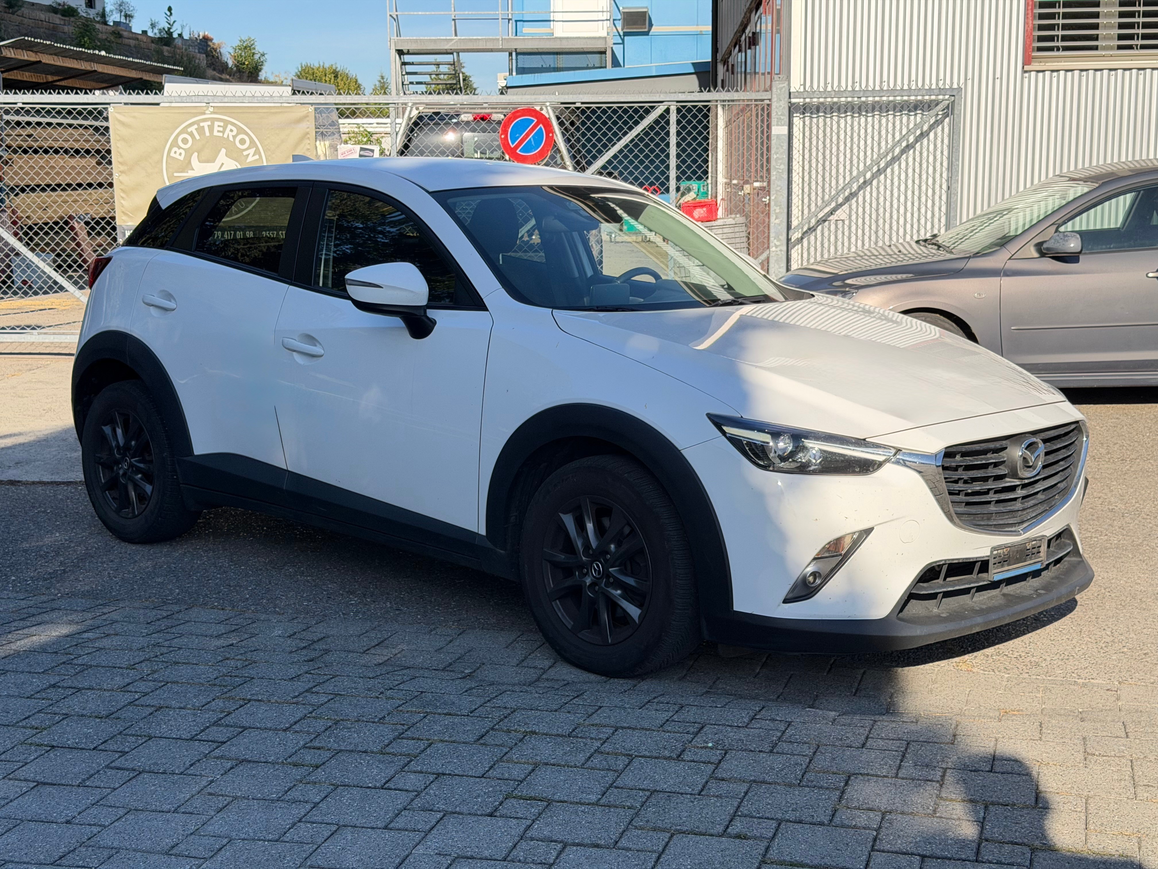 Car photo