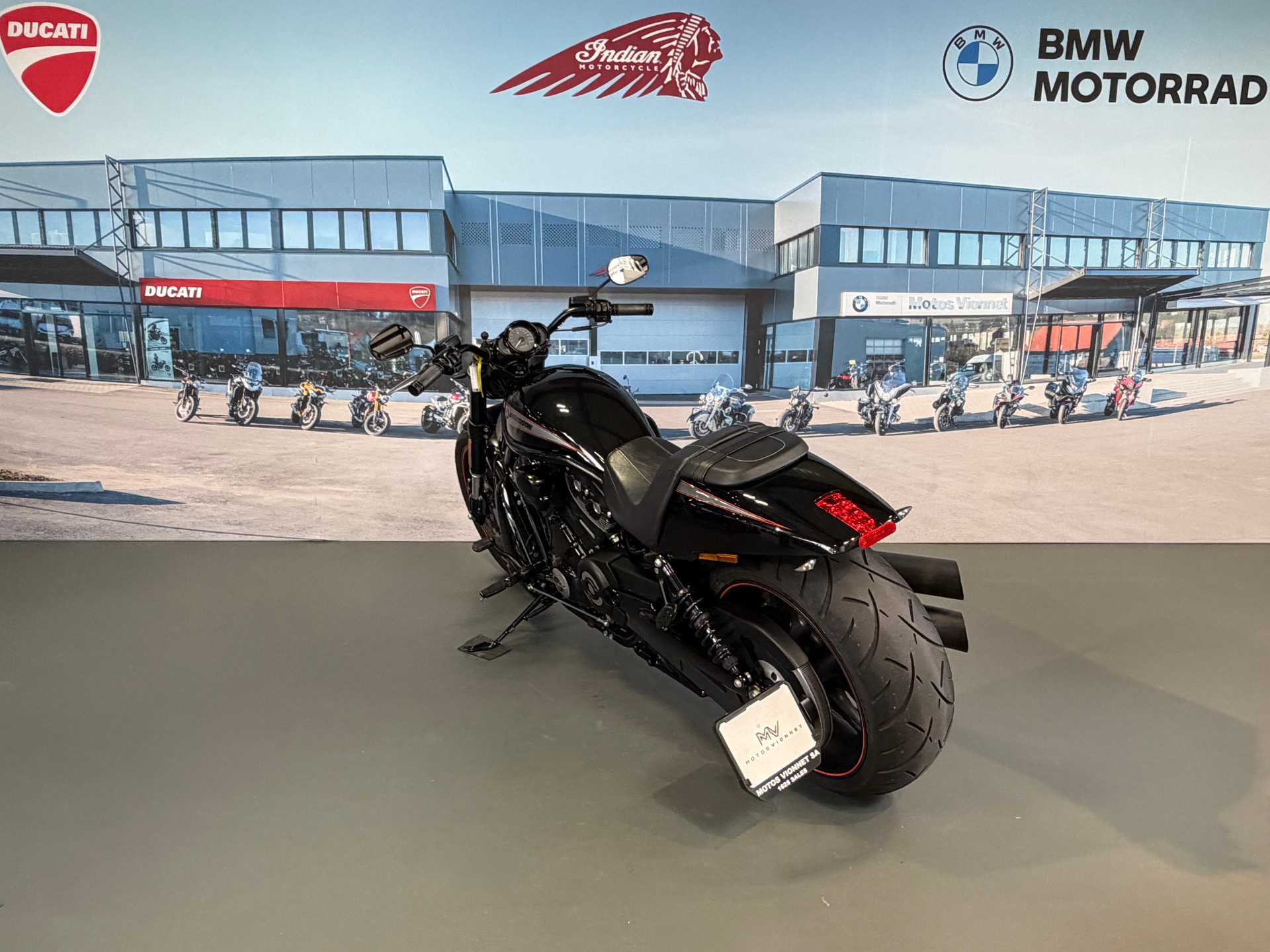 HARLEY-DAVIDSON VRSCDX Night Road Special ABS-image-4