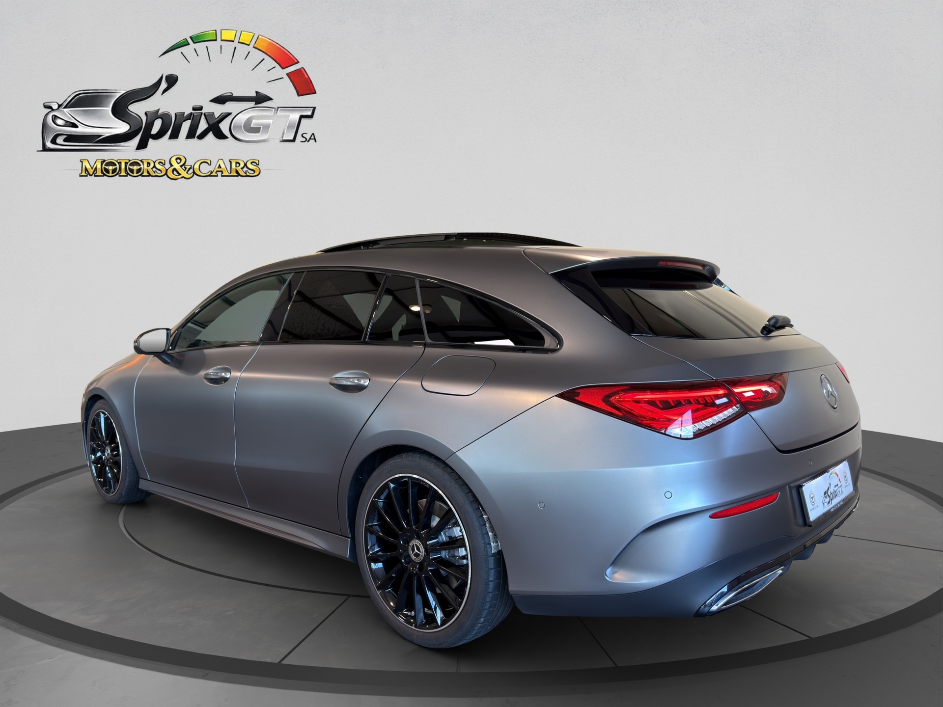 MERCEDES-BENZ CLA Shooting Brake 250 4Matic 7G-DCT AMG Line-image-4