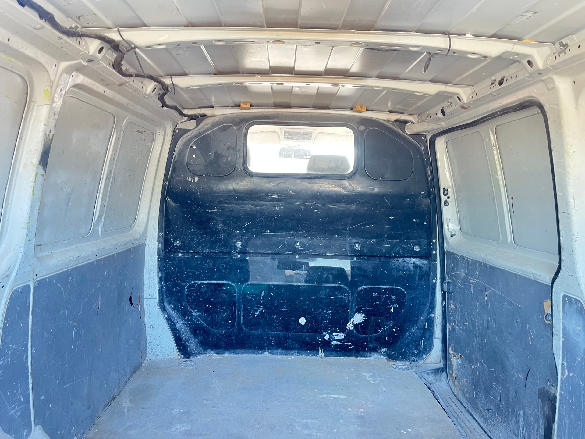VW T5 1.9 TDI PD-image-6