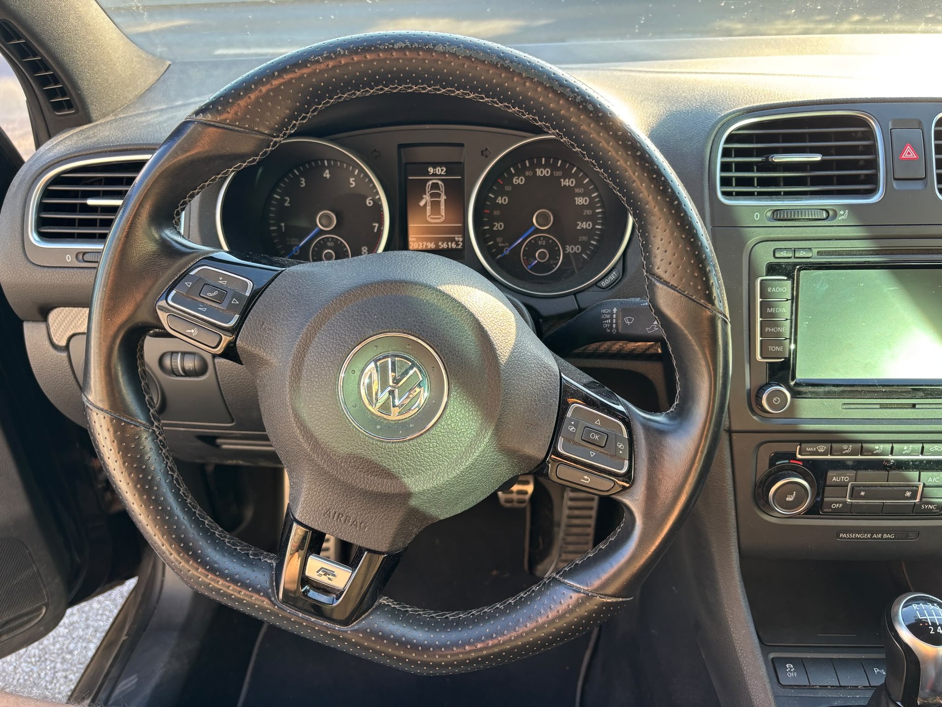 VW 2.0 TSI R 4motion-image-3