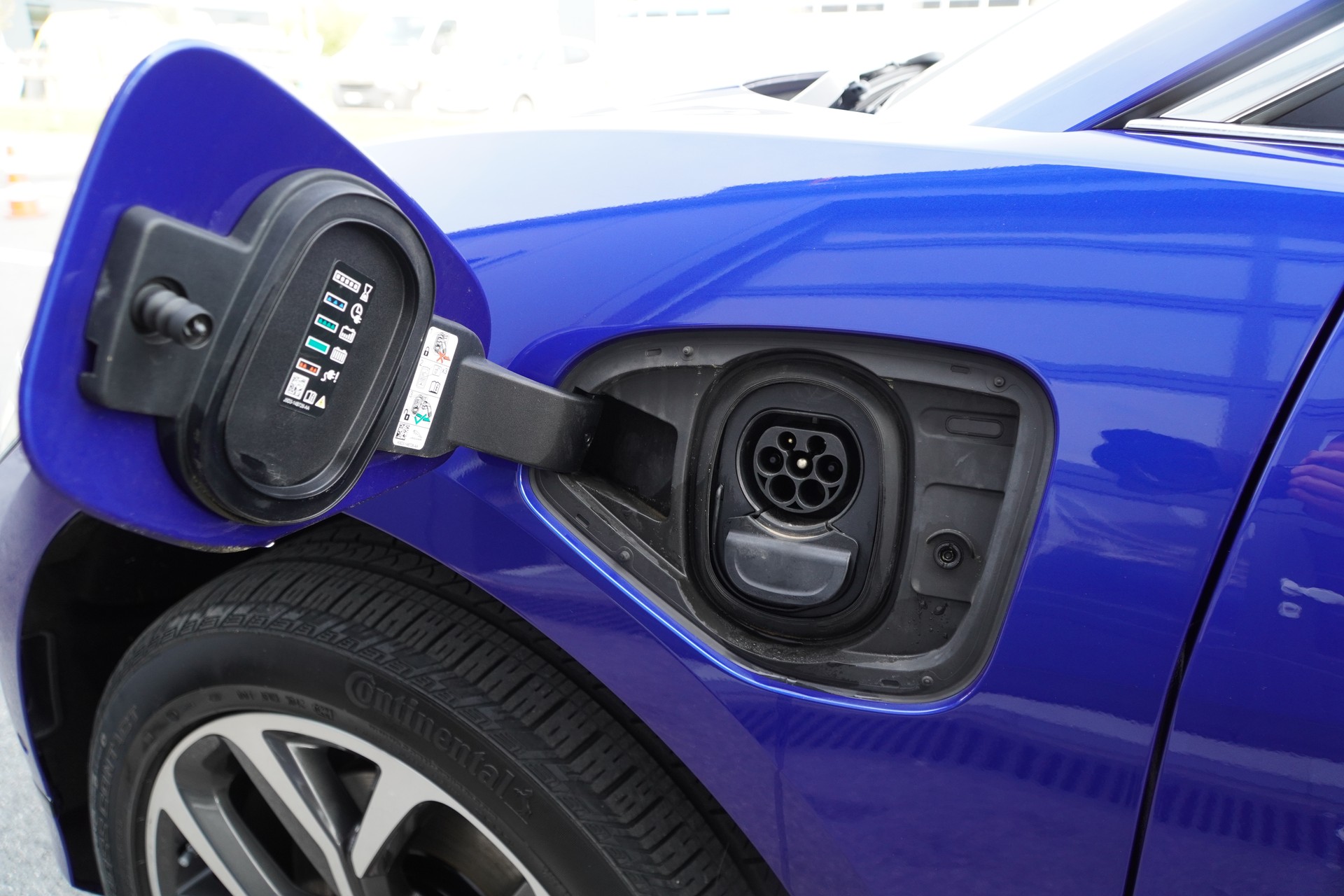 JAGUAR I-Pace EV400 HSE AWD-image-13
