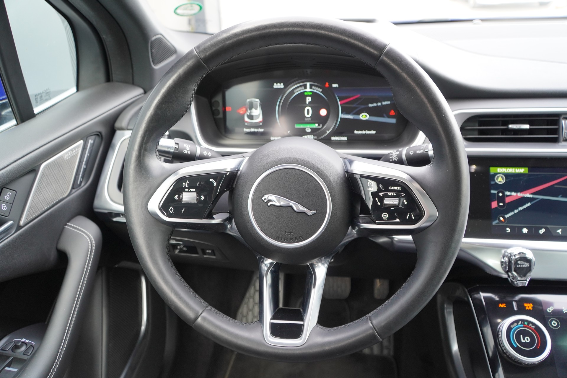JAGUAR I-Pace EV400 HSE AWD-image-22