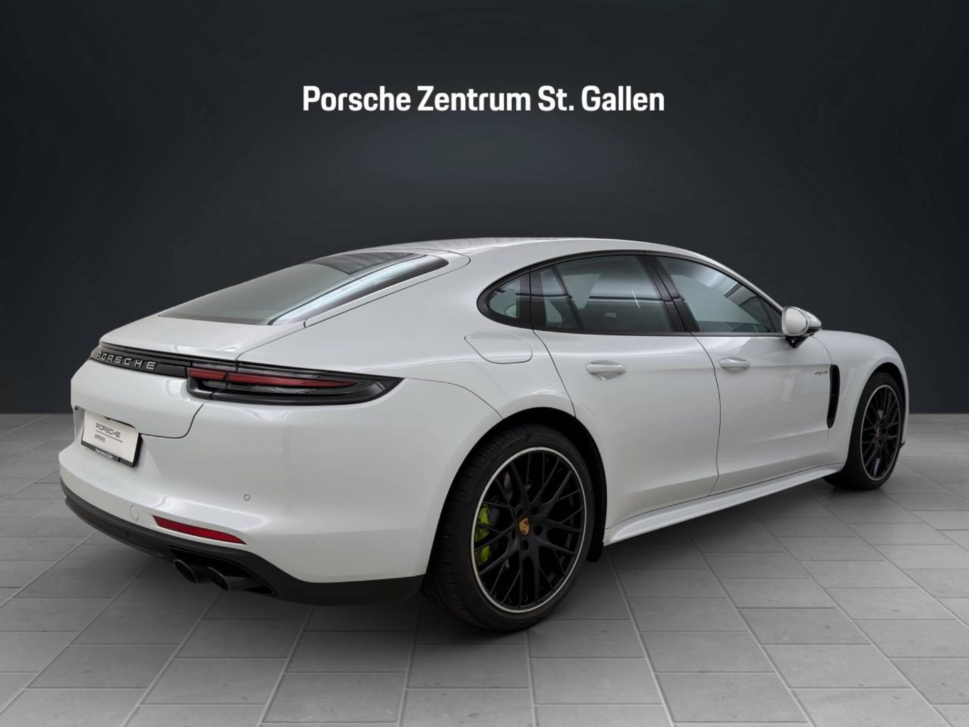 PORSCHE Panamera 4 E-Hybrid-image-6
