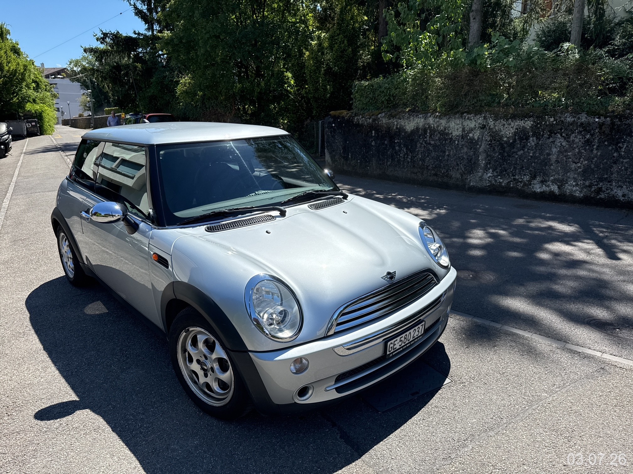 Car photo