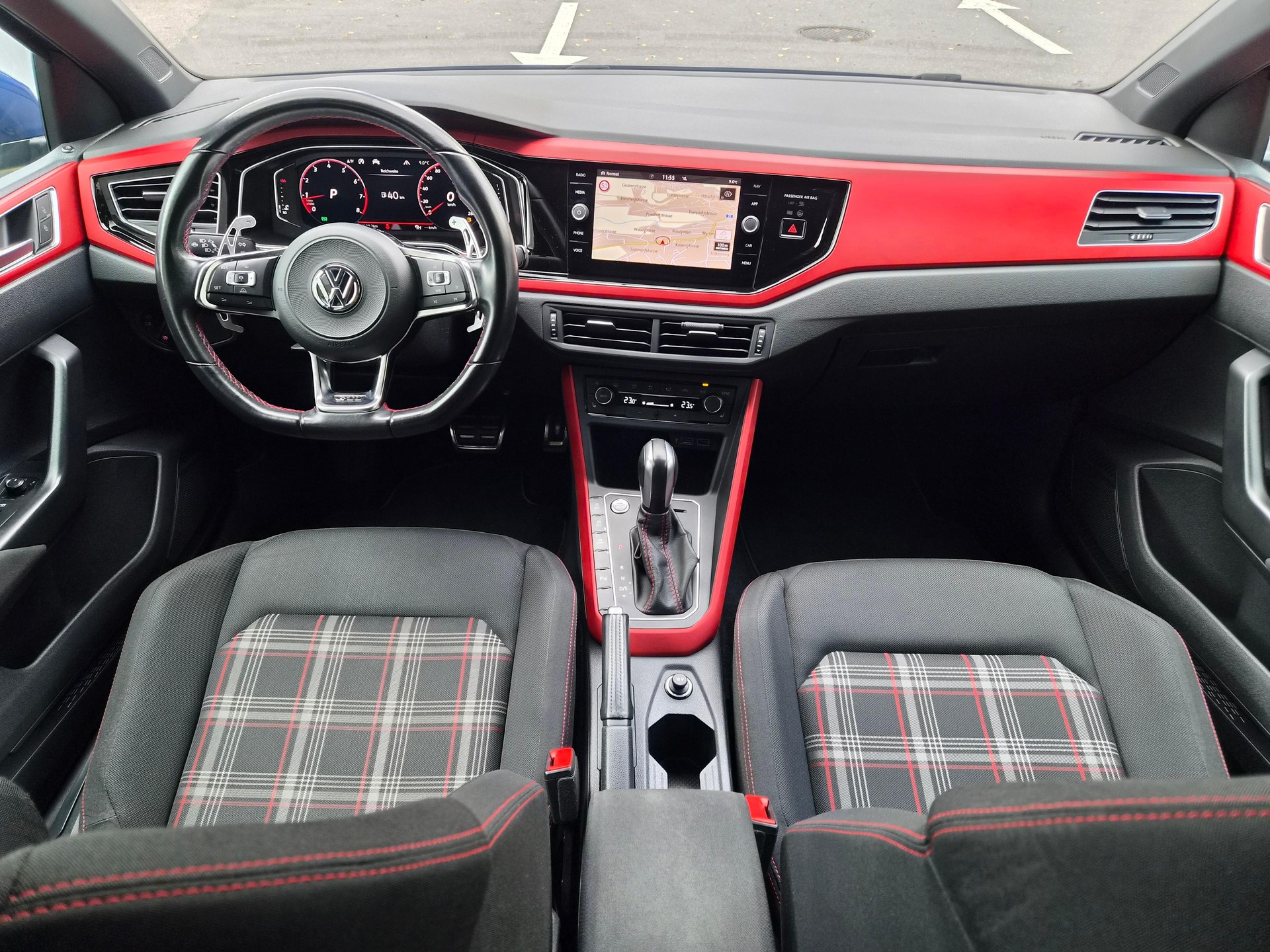 VW Polo 2.0 TSI GTI DSG-image-12