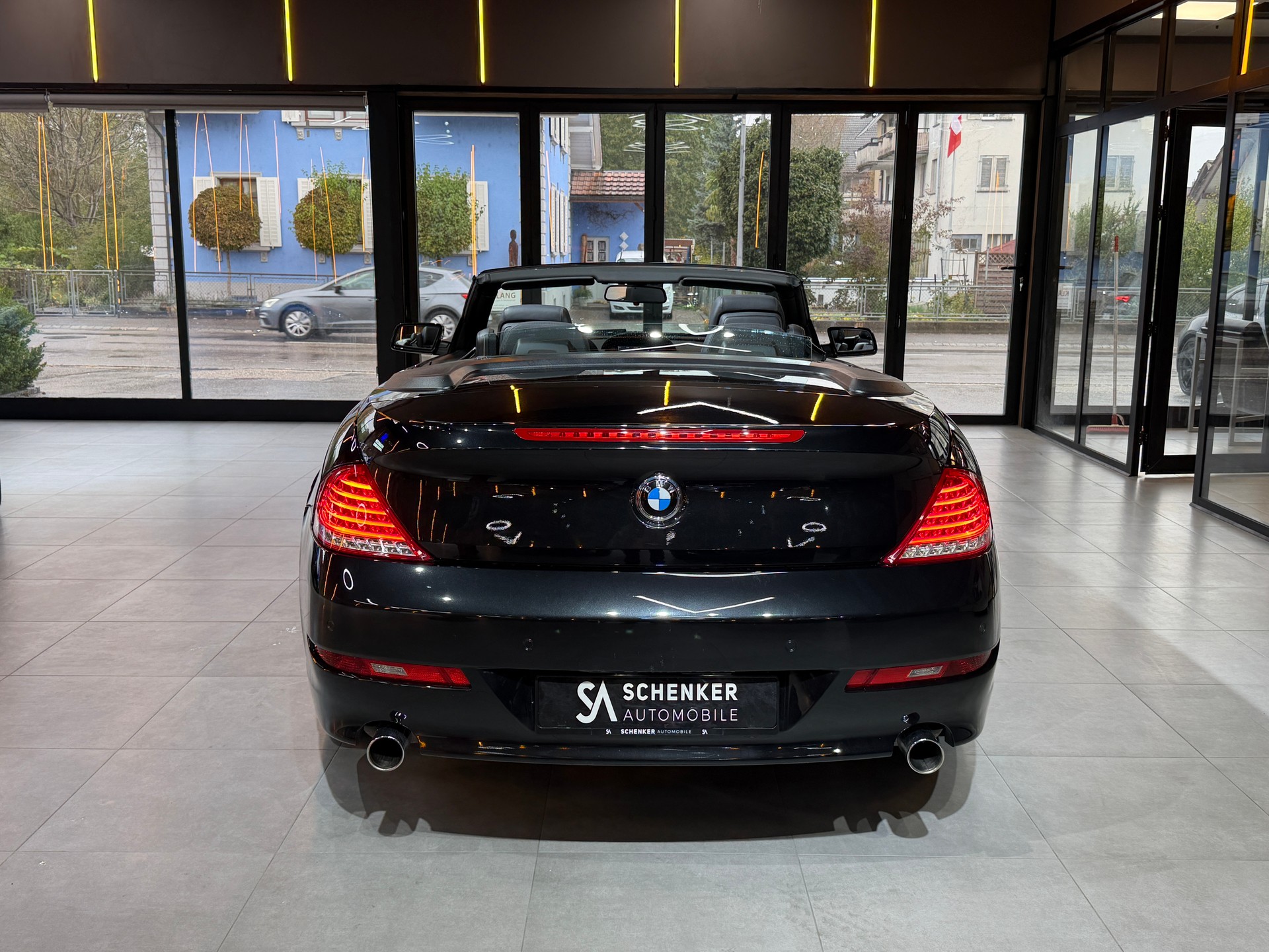BMW 630i Steptronic Cabrio-image-5