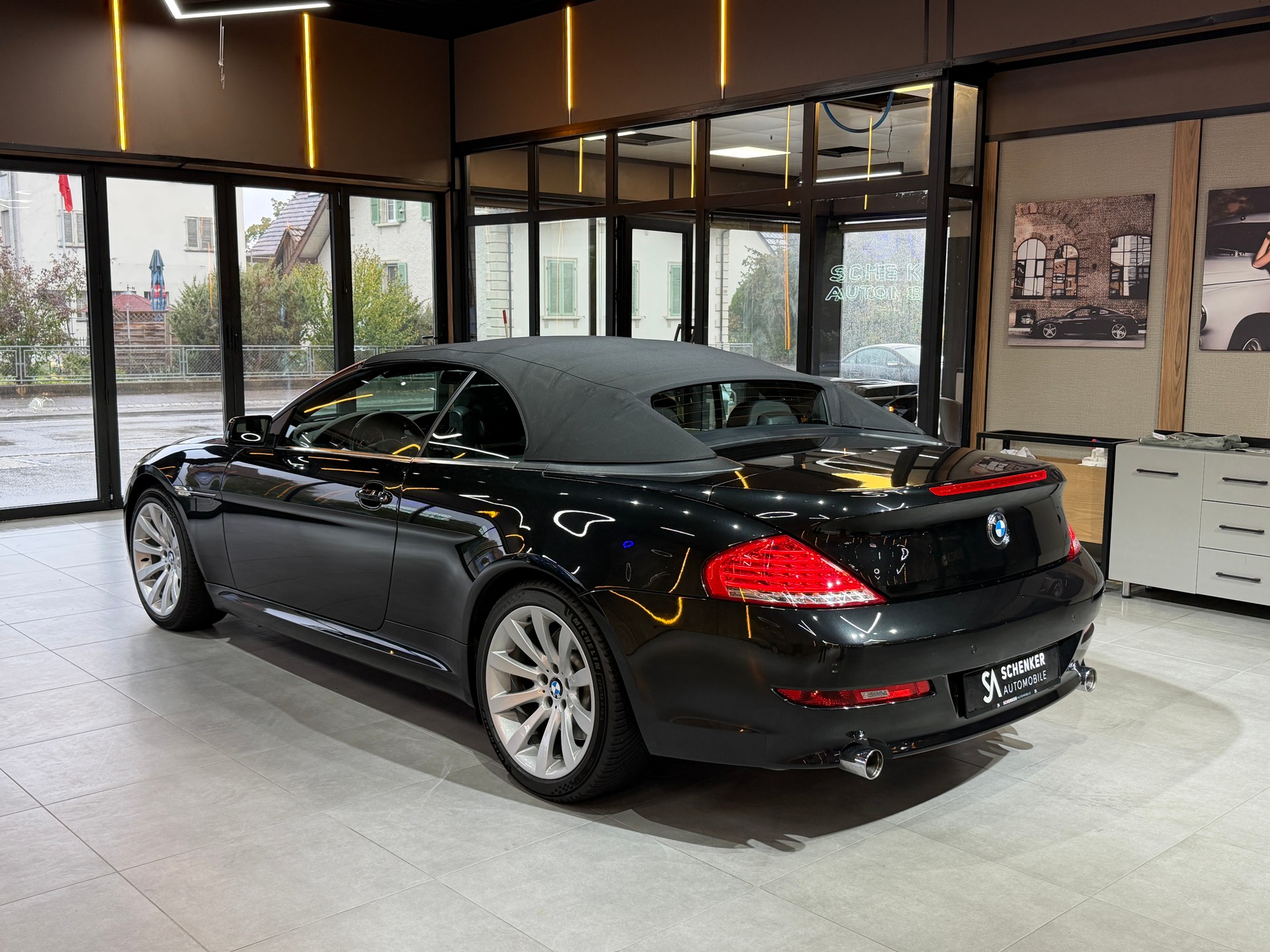 BMW 630i Steptronic Cabrio-image-3