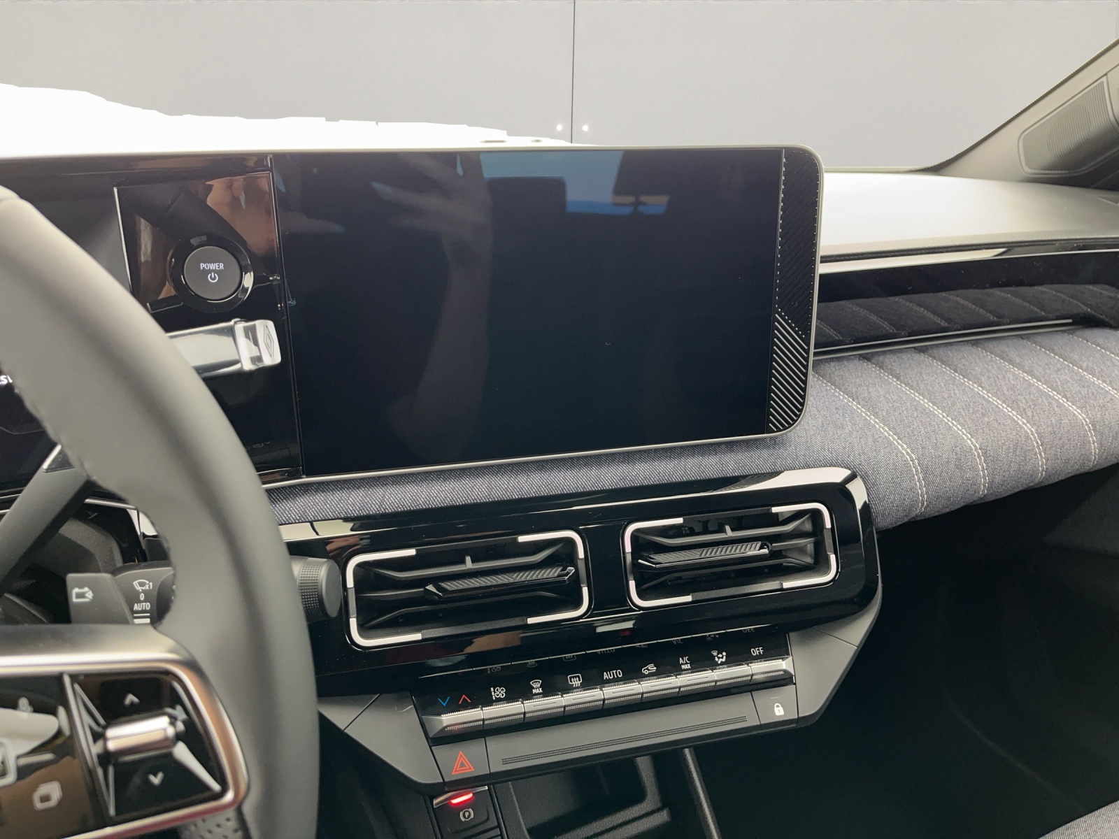 RENAULT R5 E-Tech Comfort Range techno-image-11