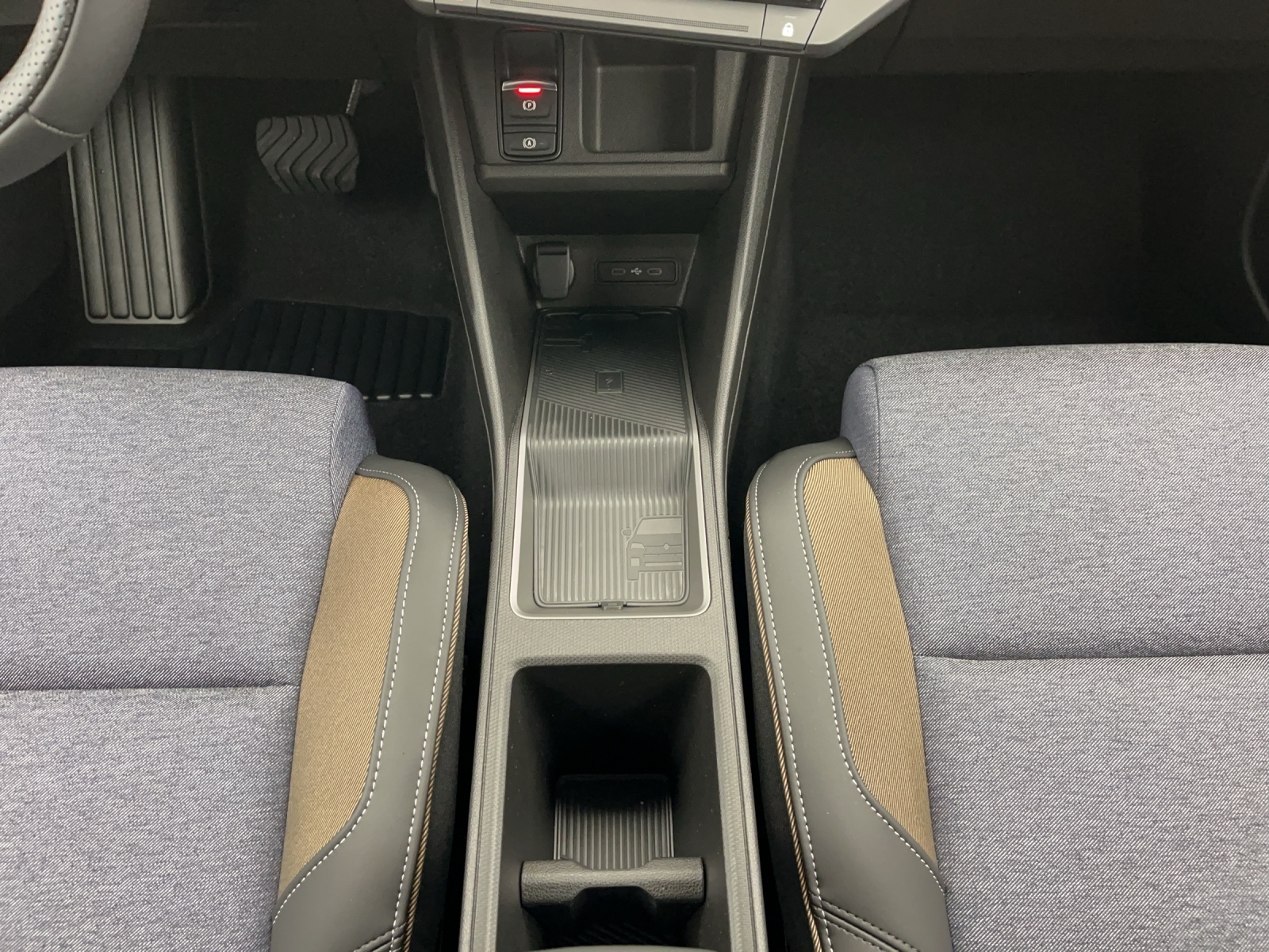 RENAULT R5 E-Tech Comfort Range techno-image-13