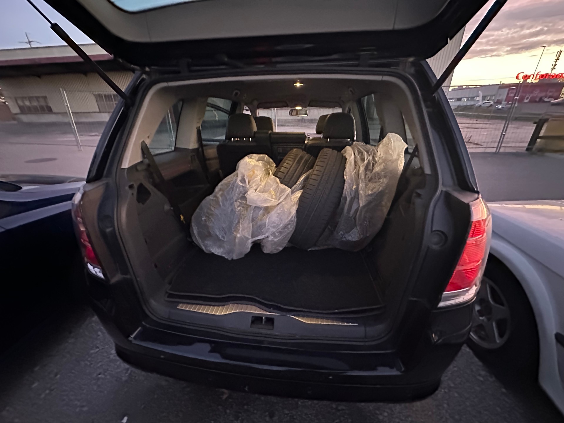 OPEL ZAFIRA-image-4