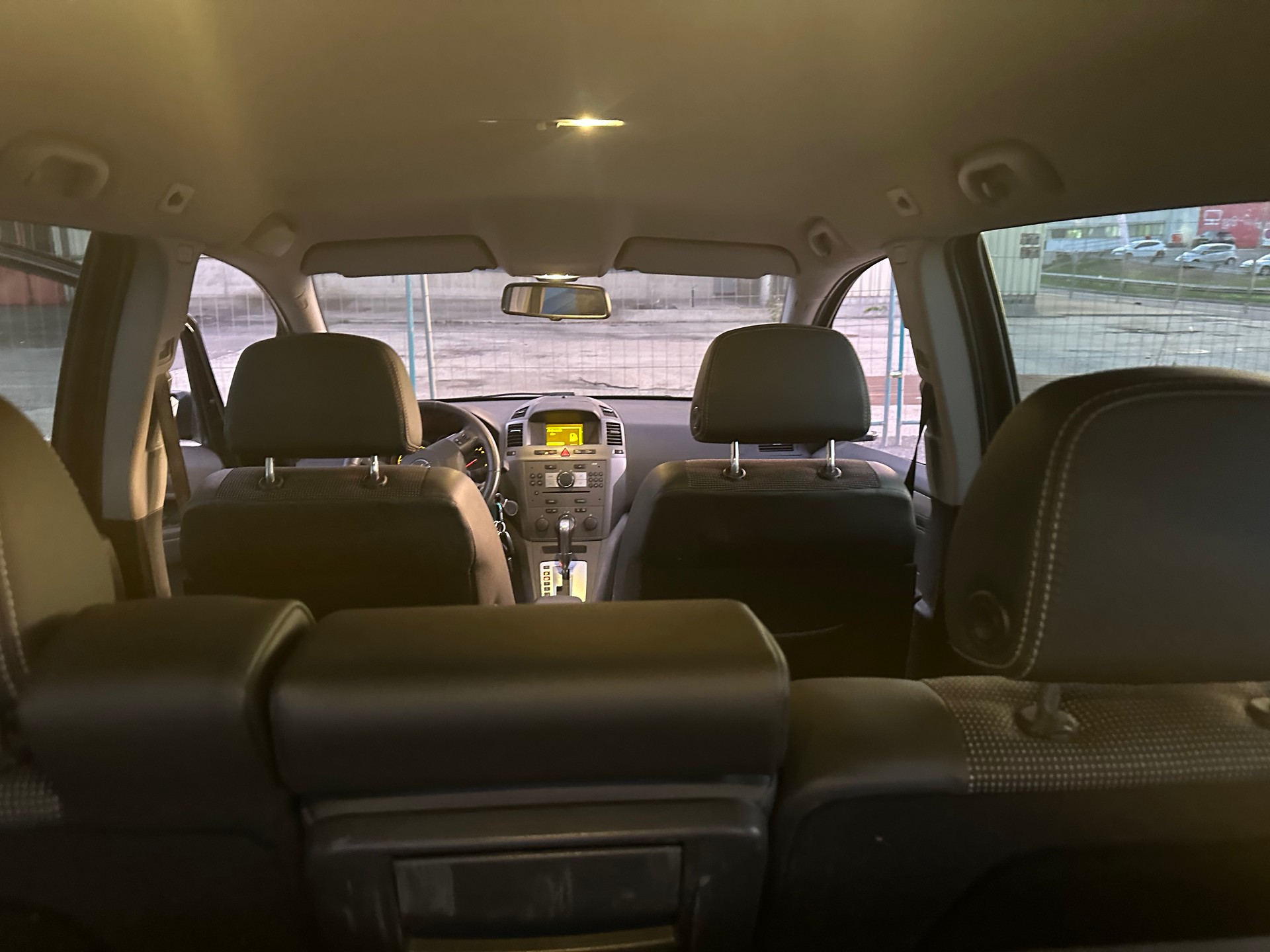 OPEL ZAFIRA-image-7