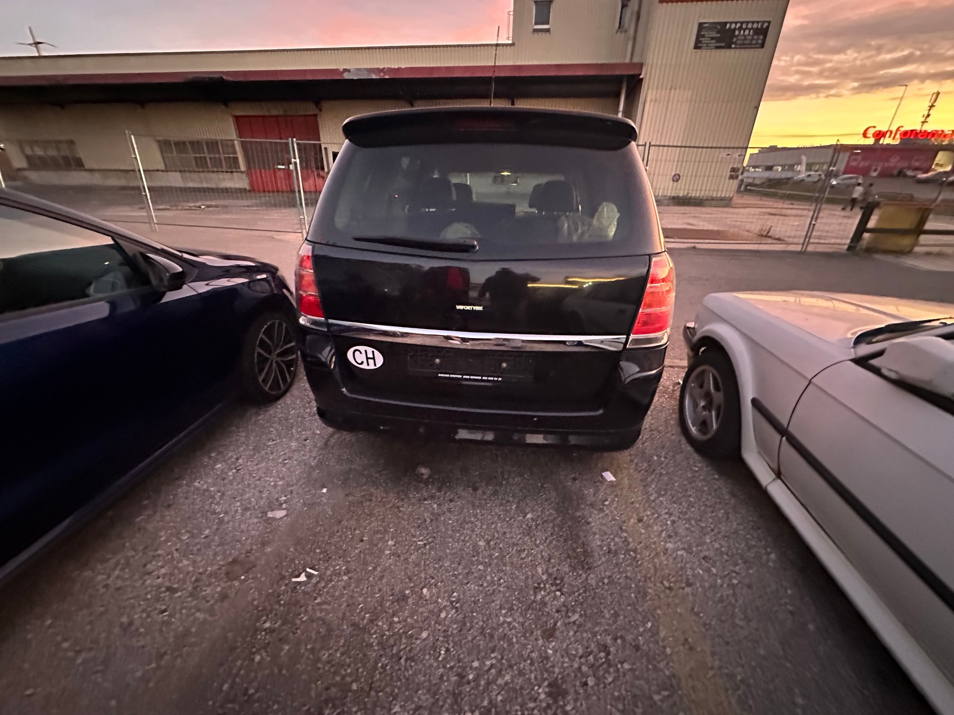OPEL ZAFIRA-image-5