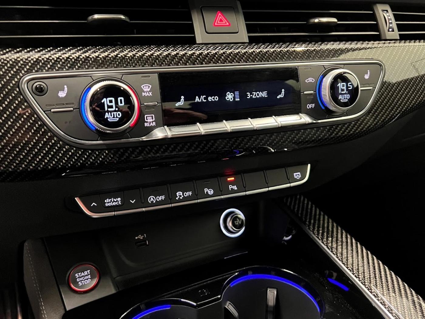 AUDI RS5 Sportback 2.9 TFSI quattro tiptronic-image-8