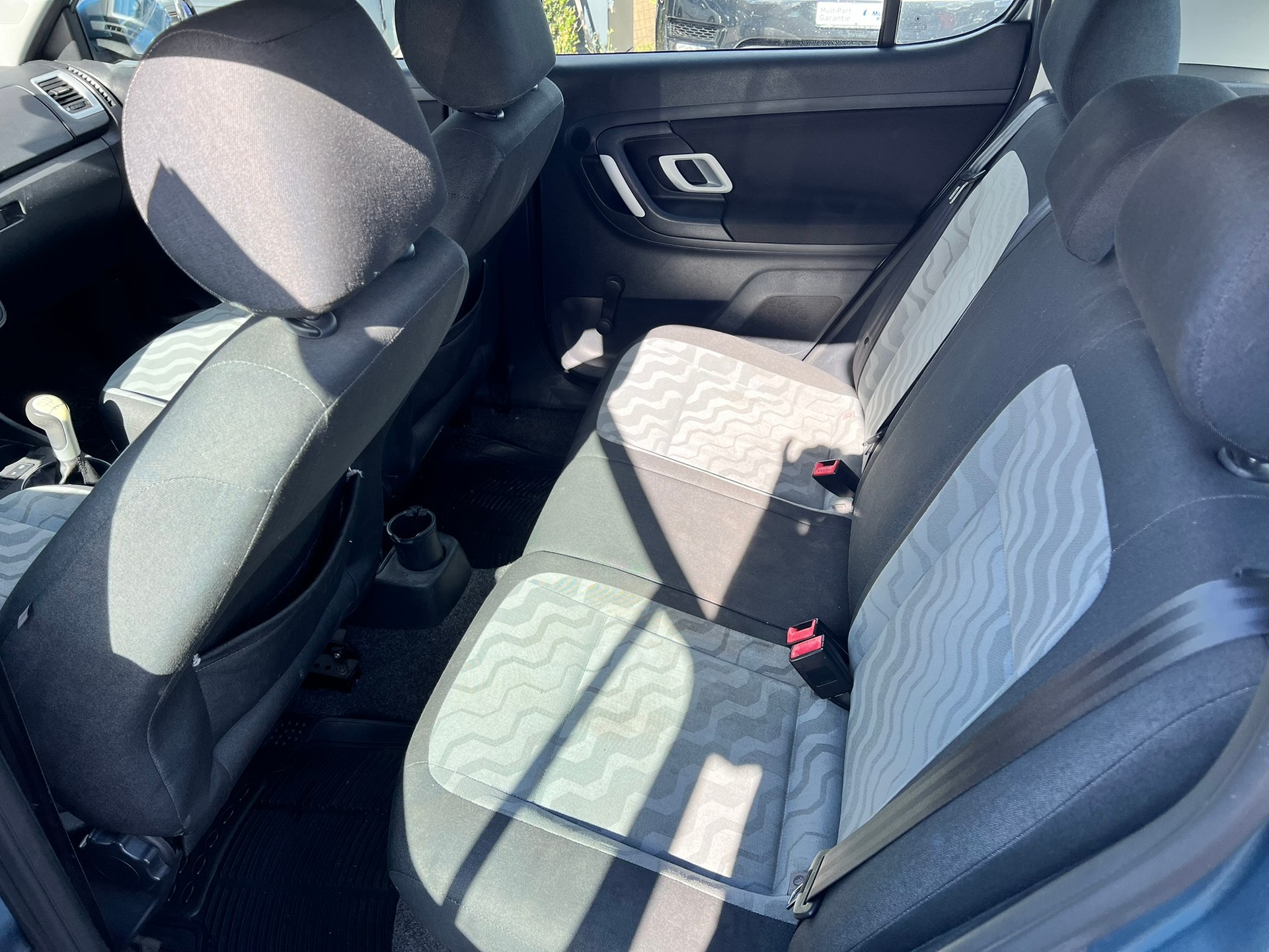 SKODA Fabia 1.2 Entry-image-9
