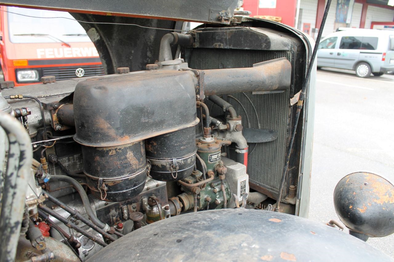 SAURER Berna Autobus-image-14