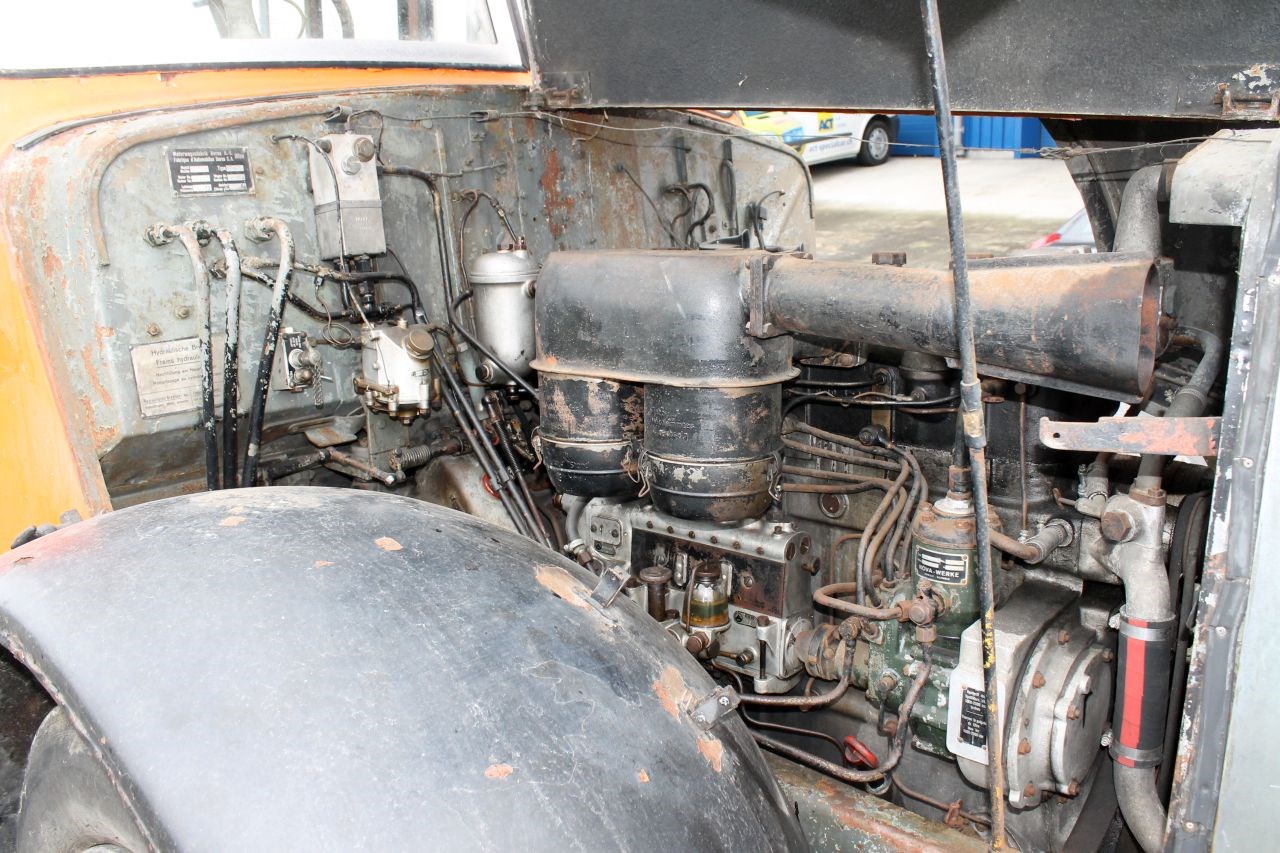SAURER Berna Autobus-image-15