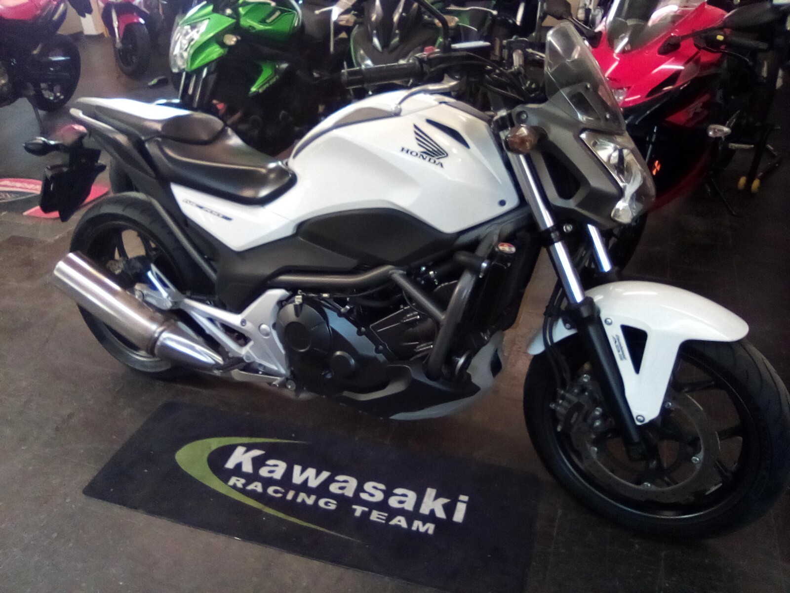 HONDA NC 700 S ABS-image-12