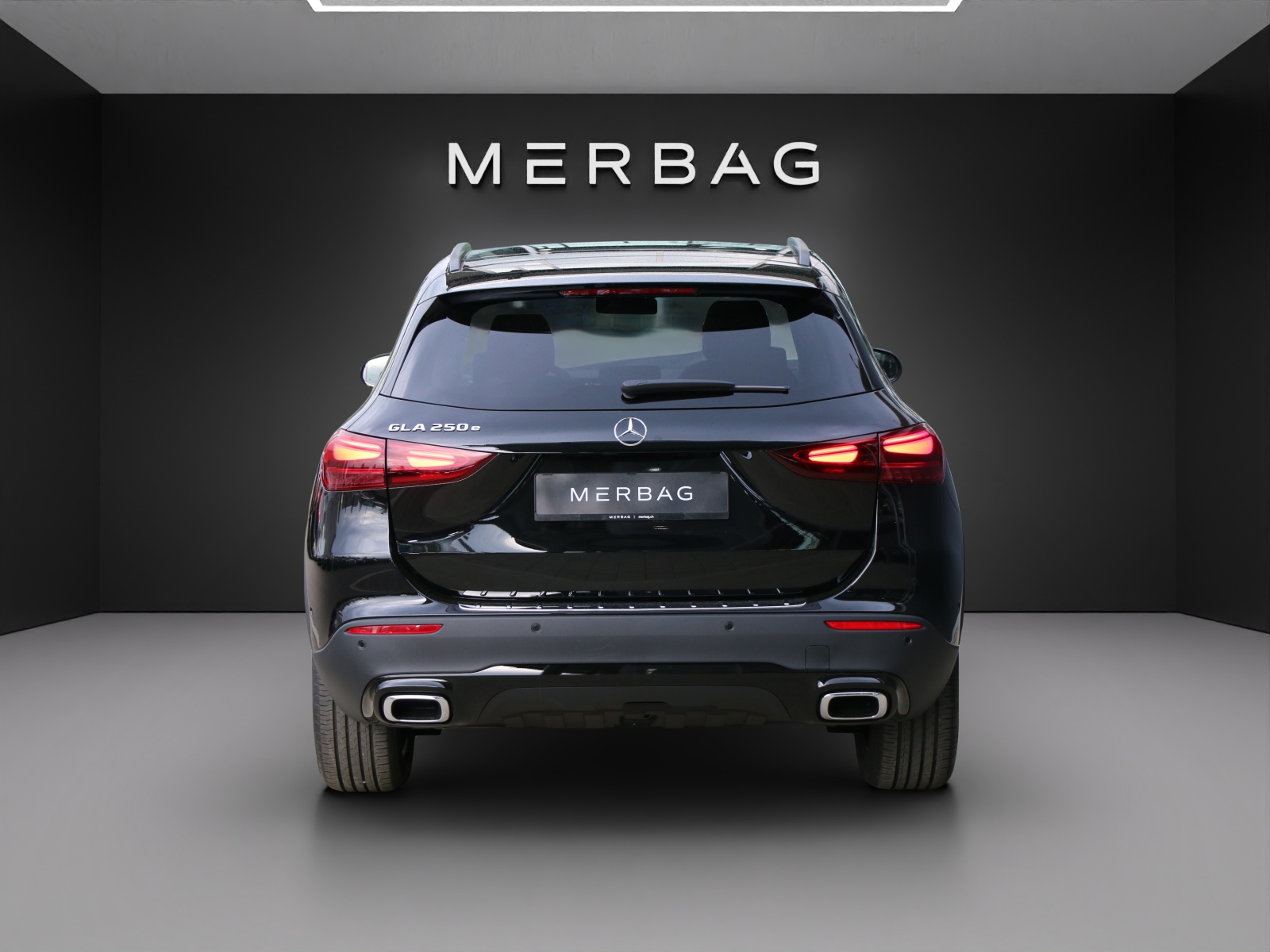 MERCEDES-BENZ GLA 250 e 8G-DCT-image-3