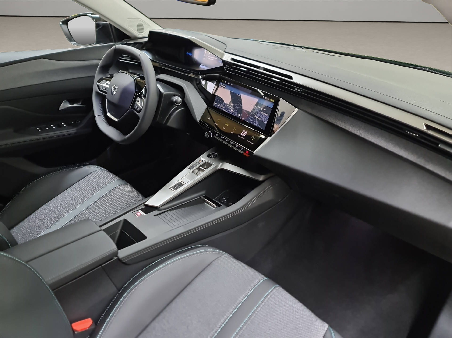 PEUGEOT E-308 Allure-image-10