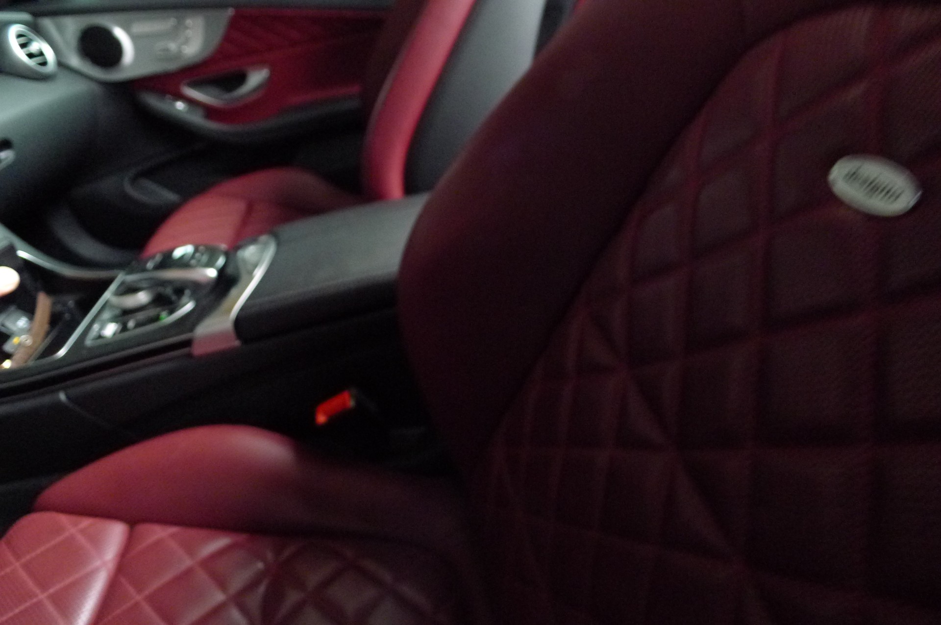MERCEDES-BENZ C 400 Cabriolet AMG Line 4Matic 9G-Tronig-image-15