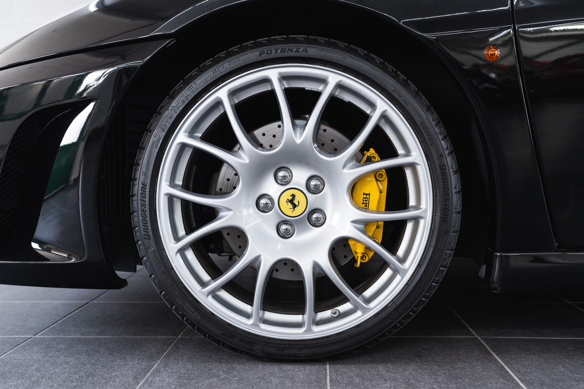 FERRARI F430-image-7