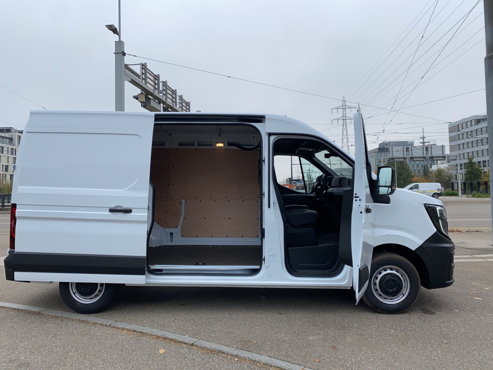 RENAULT Neuer Master Kastenwagen Advance L2H2 3.5T 2.0 Blue dCi 130PS-image-5