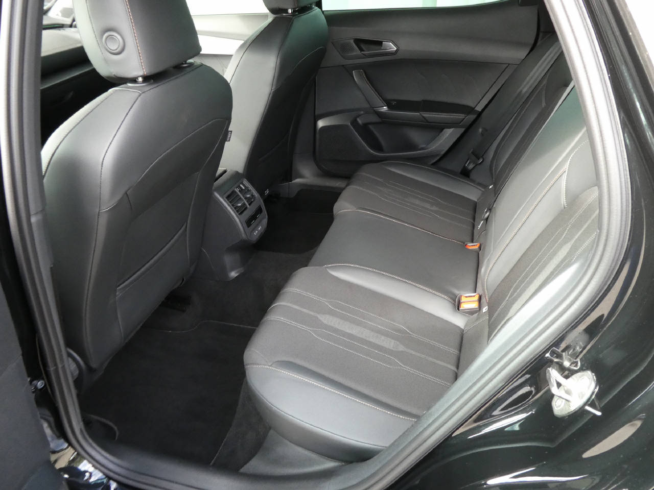 CUPRA Formentor 2.0 TSI 4Drive DSG-image-8