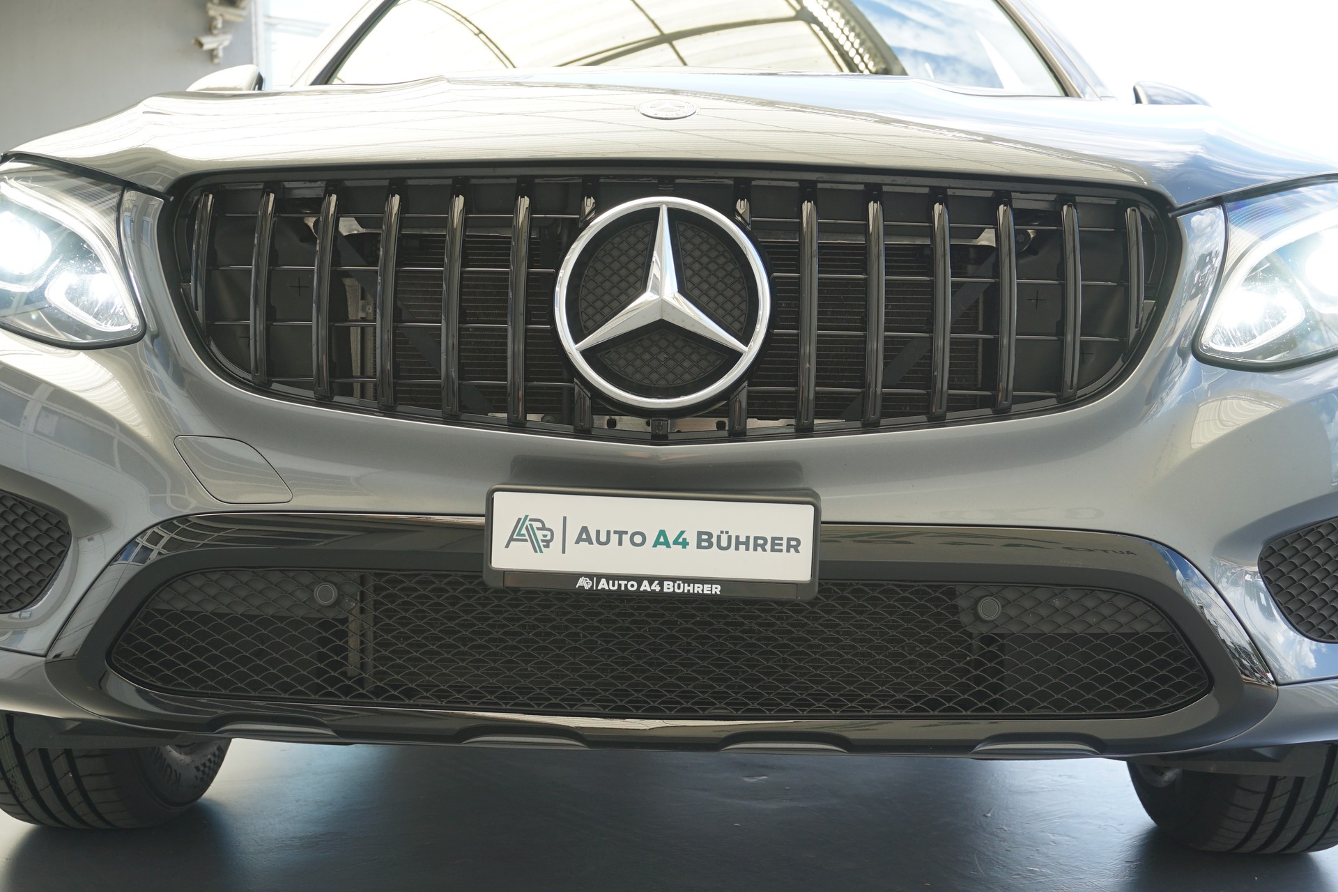 MERCEDES-BENZ GLC 250 AMG Line 4Matic 211PS Benziner-image-11