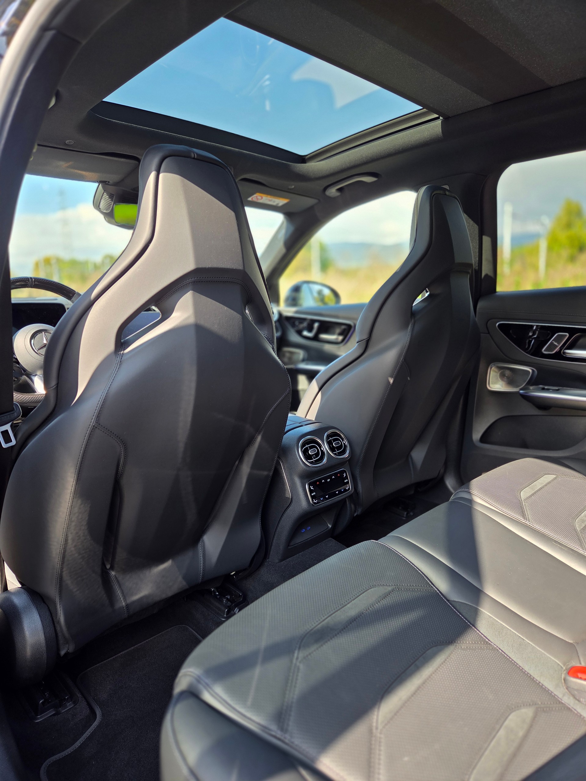 MERCEDES-BENZ GLC AMG 63 S e Performance 9G-Tronic-image-10