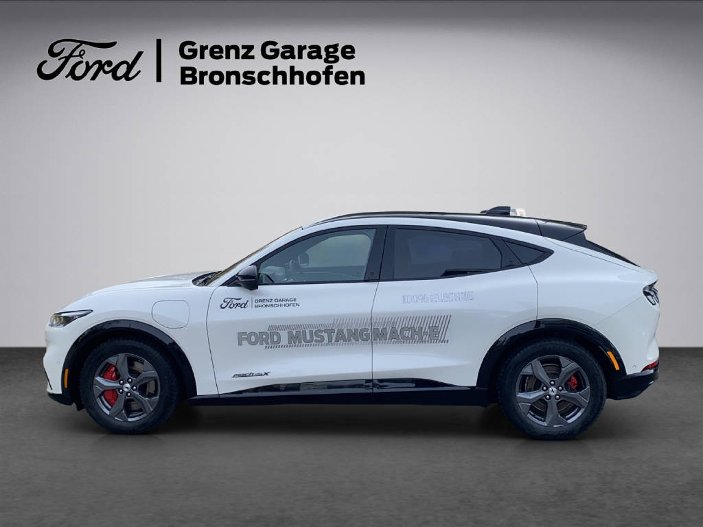FORD Mustang Mach-E Extended AWD-image-1